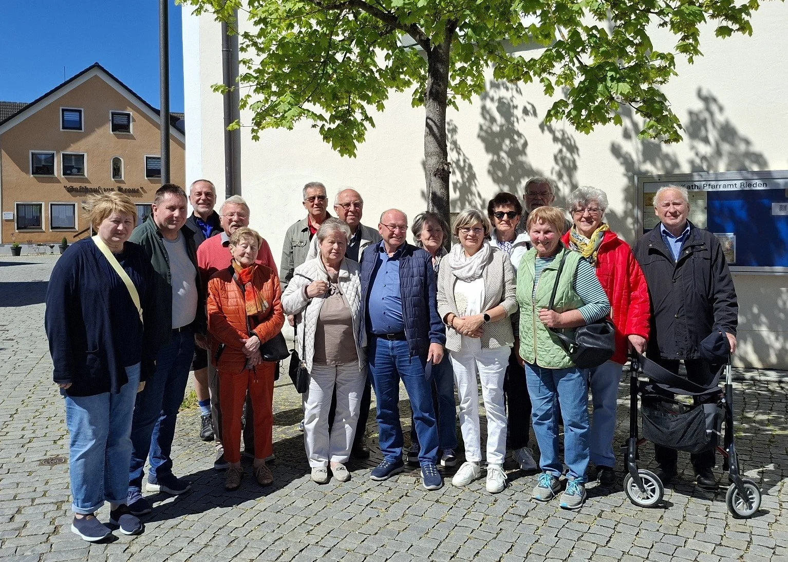Kleine Wanderung und Maiandacht der KAB Hl. Dreifaltigkeit Amberg