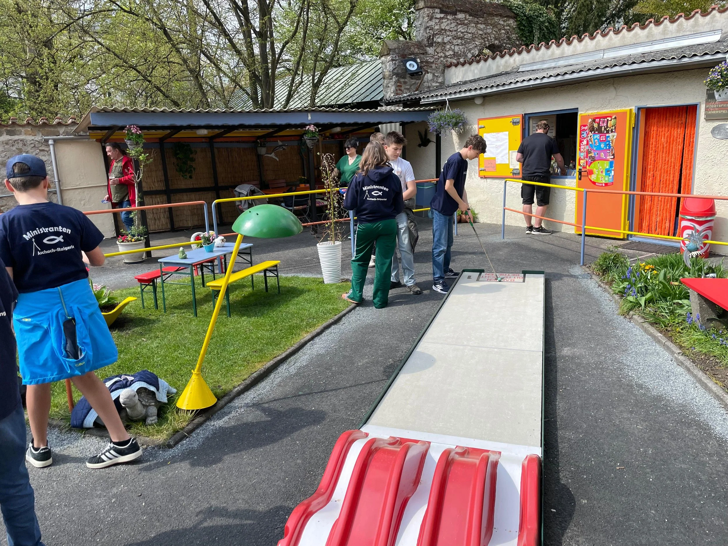 2026-04-18_Minigolf_Minis (2).jpg