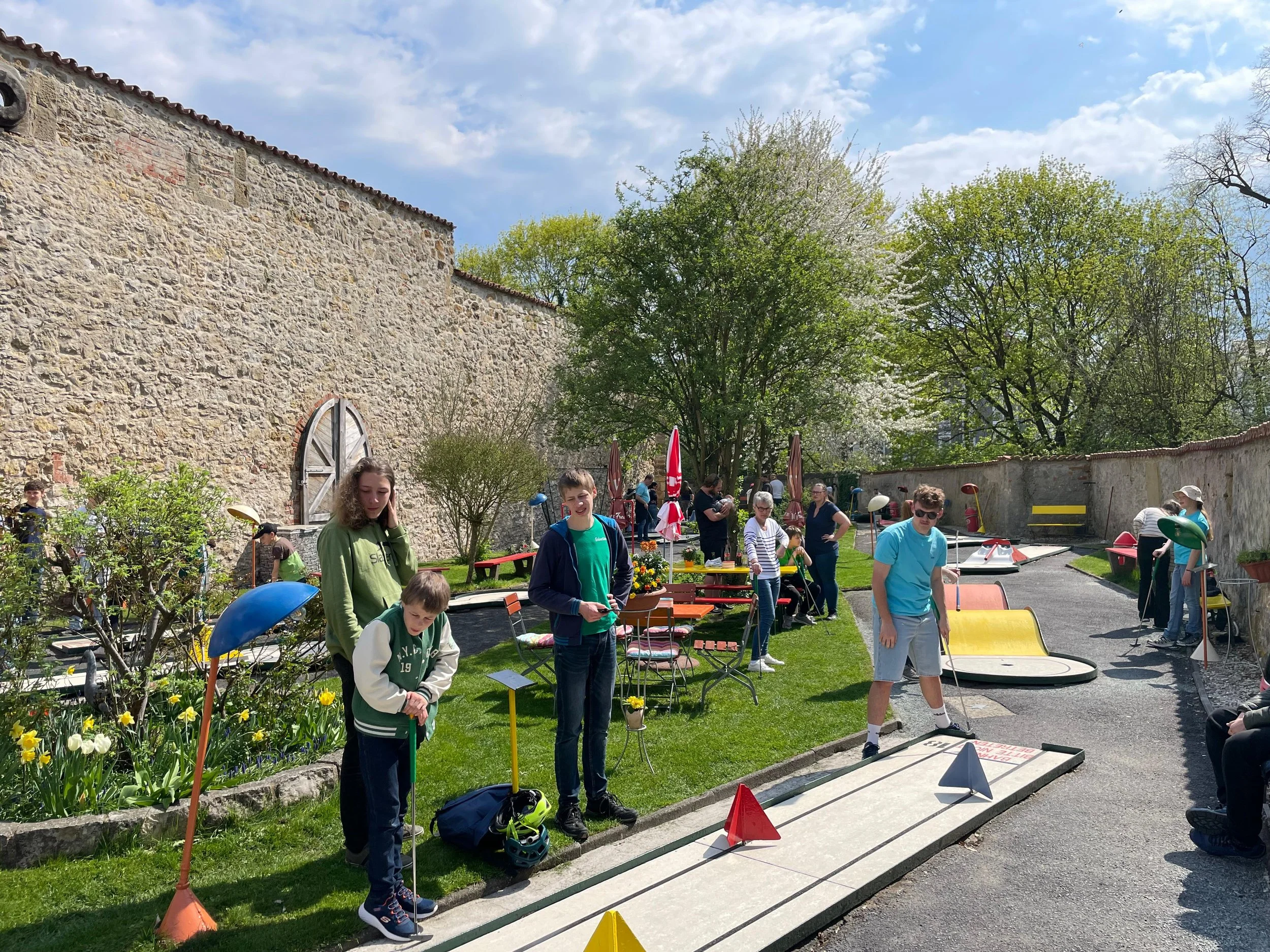 2026-04-18_Minigolf_Minis (12).jpg