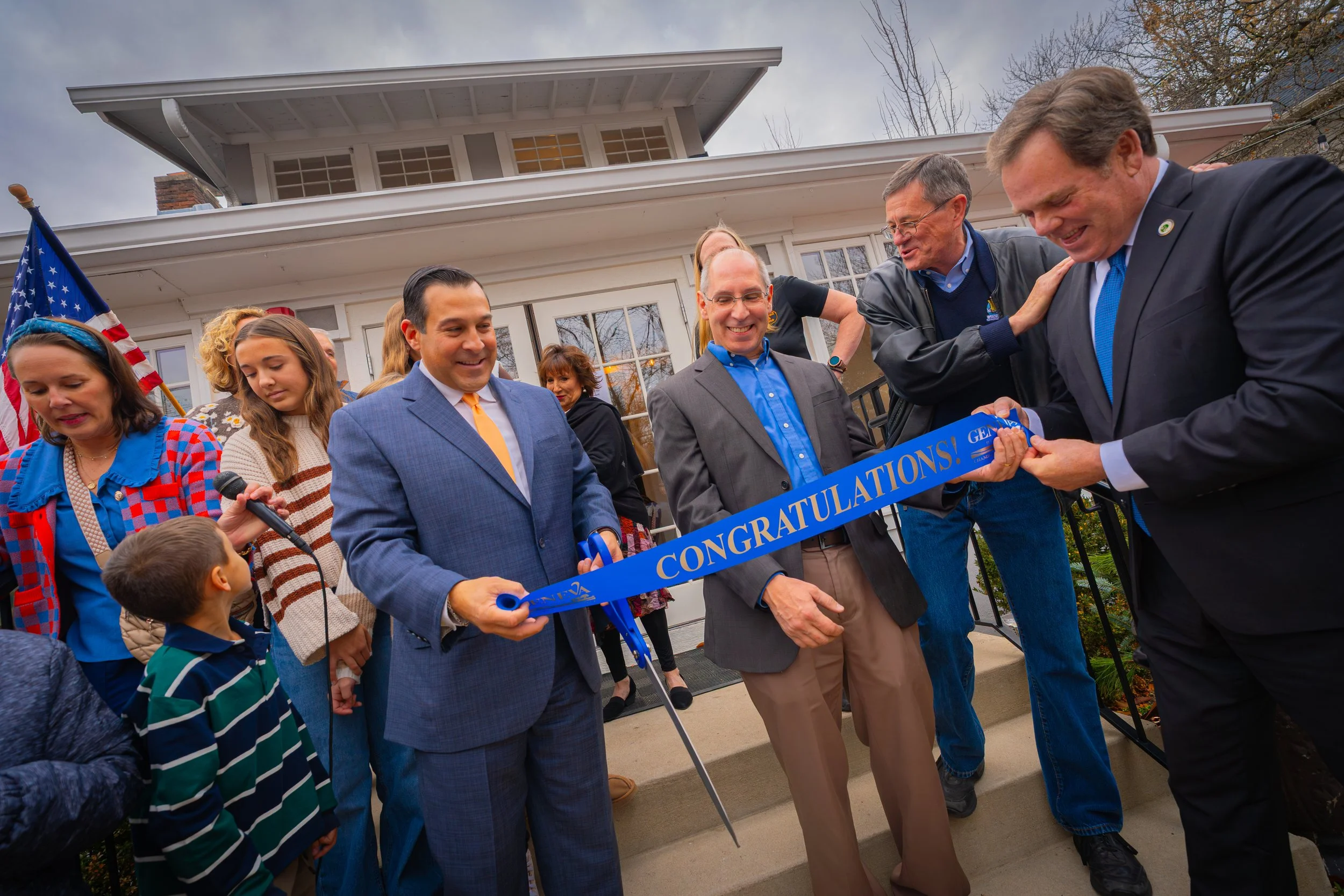 The-Kate_Opening-Kane-County-Chronicle-10.jpg