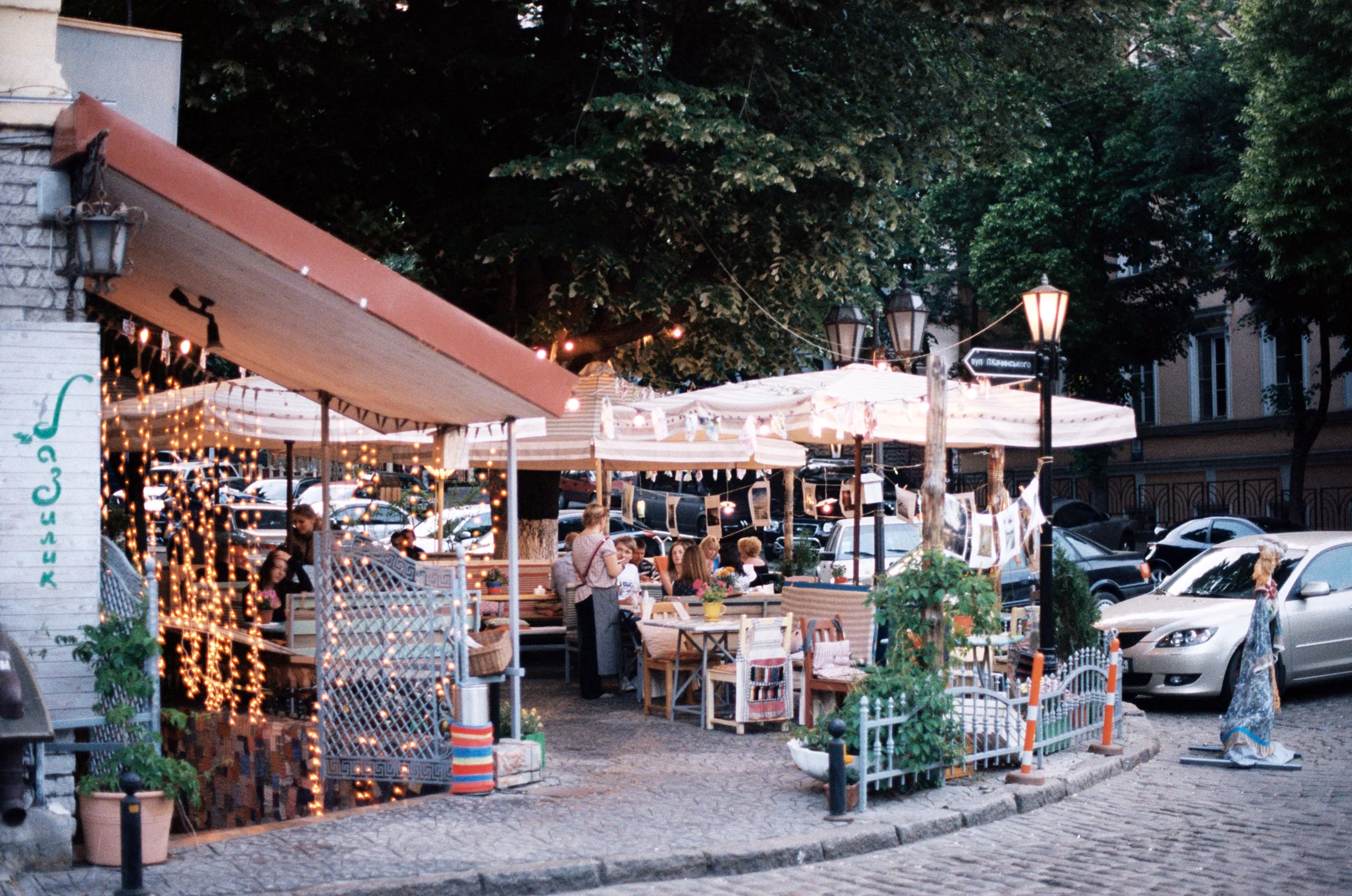 AA002.jpg