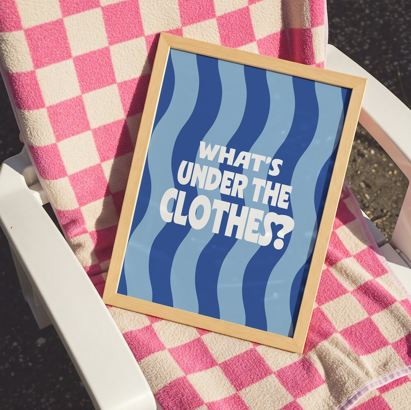 Affiche what's under the clothes / OTH
