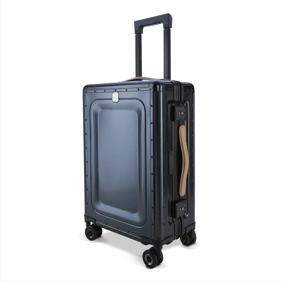 Philippemontagne_96h_black_side_900x.webp