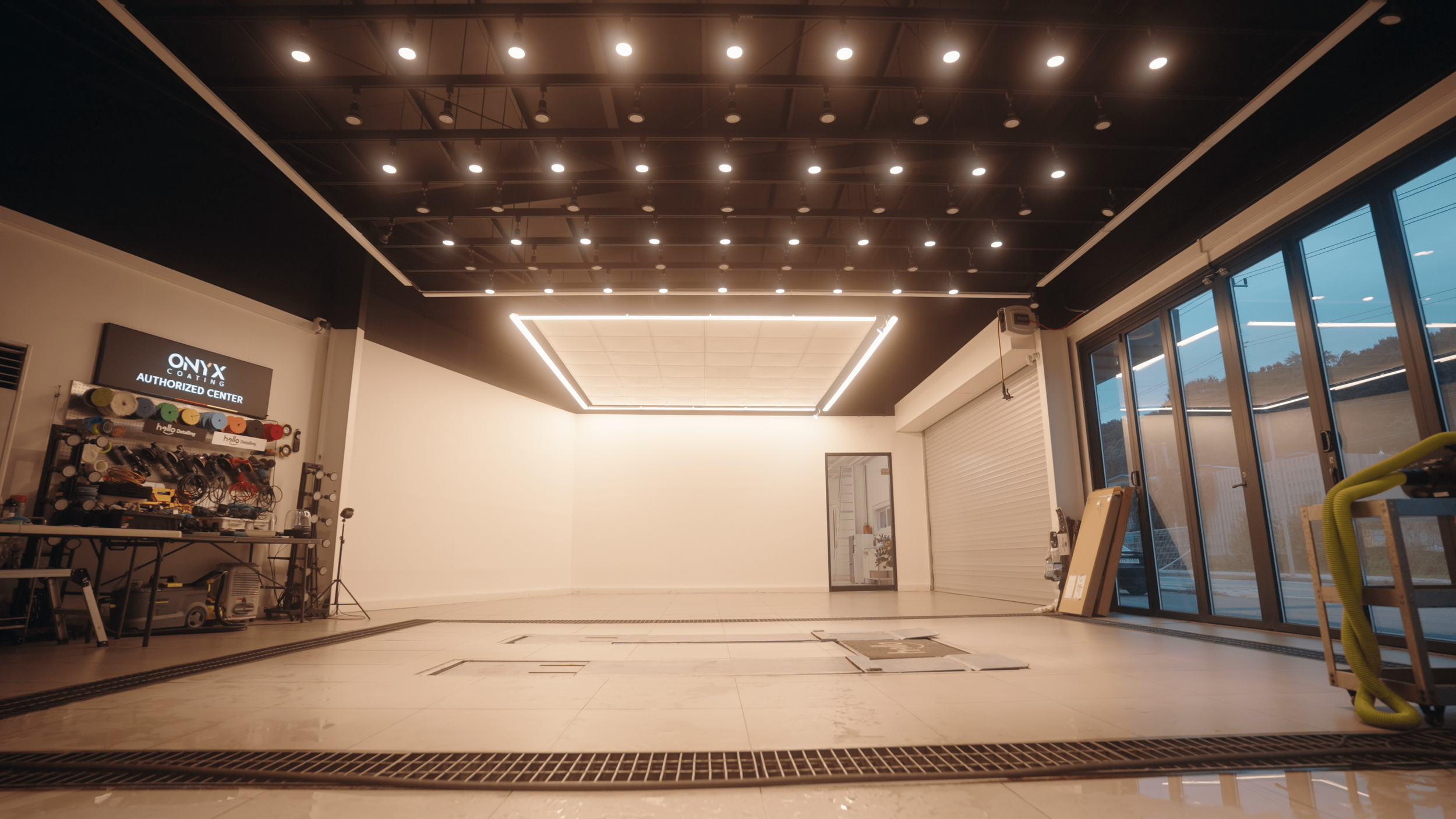 10.06 키트 촬영 전체.01_15_58_06.Still027-min.png