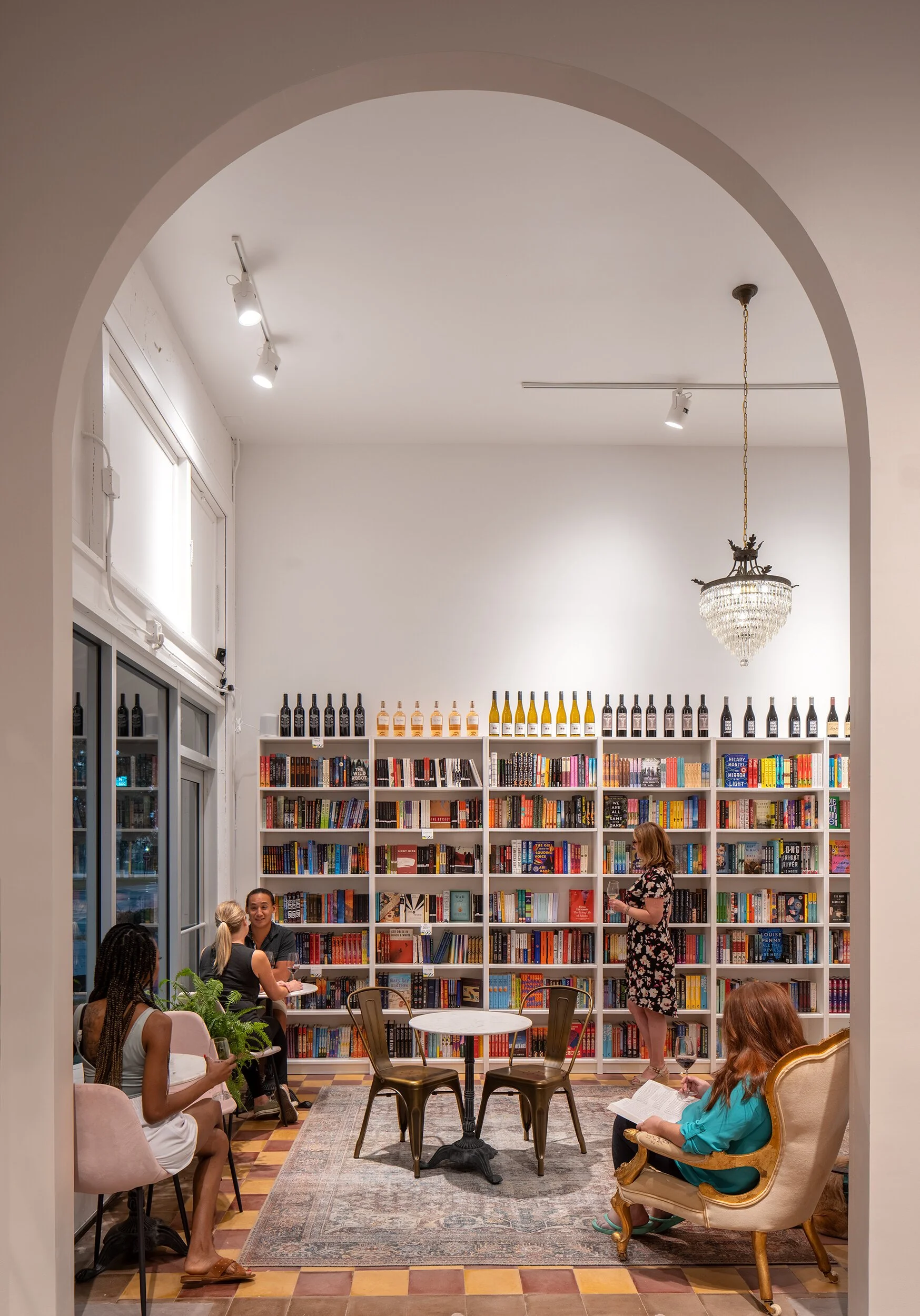 Book + Bottle St Pete readers haven