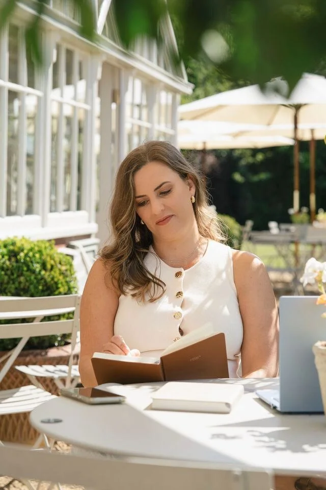 Brunhilde-van-Antwerp-stop-people-pleasing-coach