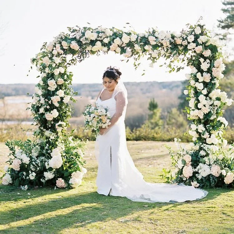 This is just a floral arch appreciation post.

#forageandflower #Forageandflowerevents #forageandflowerweddings #floralarch #eventdesign #weddingdesign #weddings