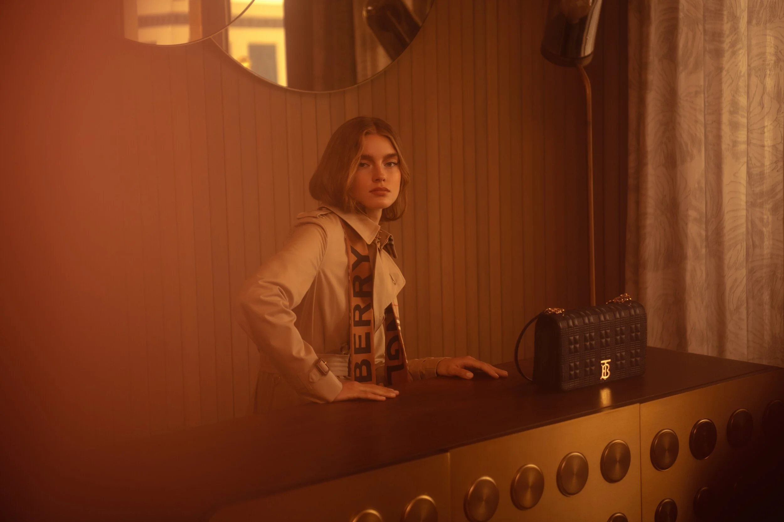70s4233.jpg