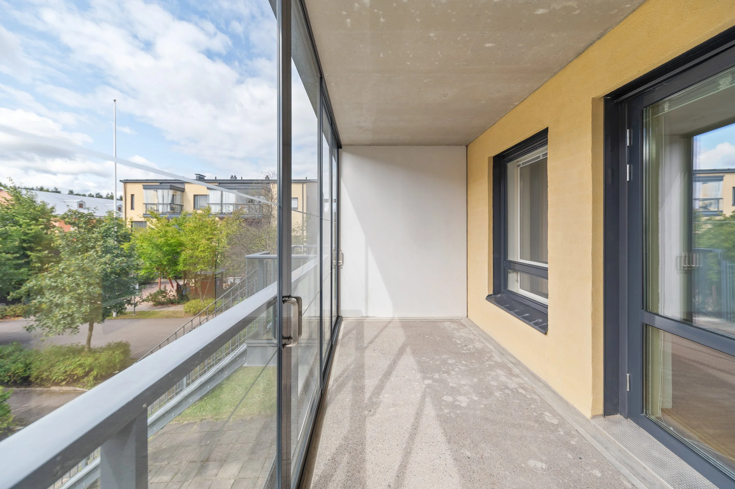 Alppikylänkuja 13 b 24-parveke6.jpg