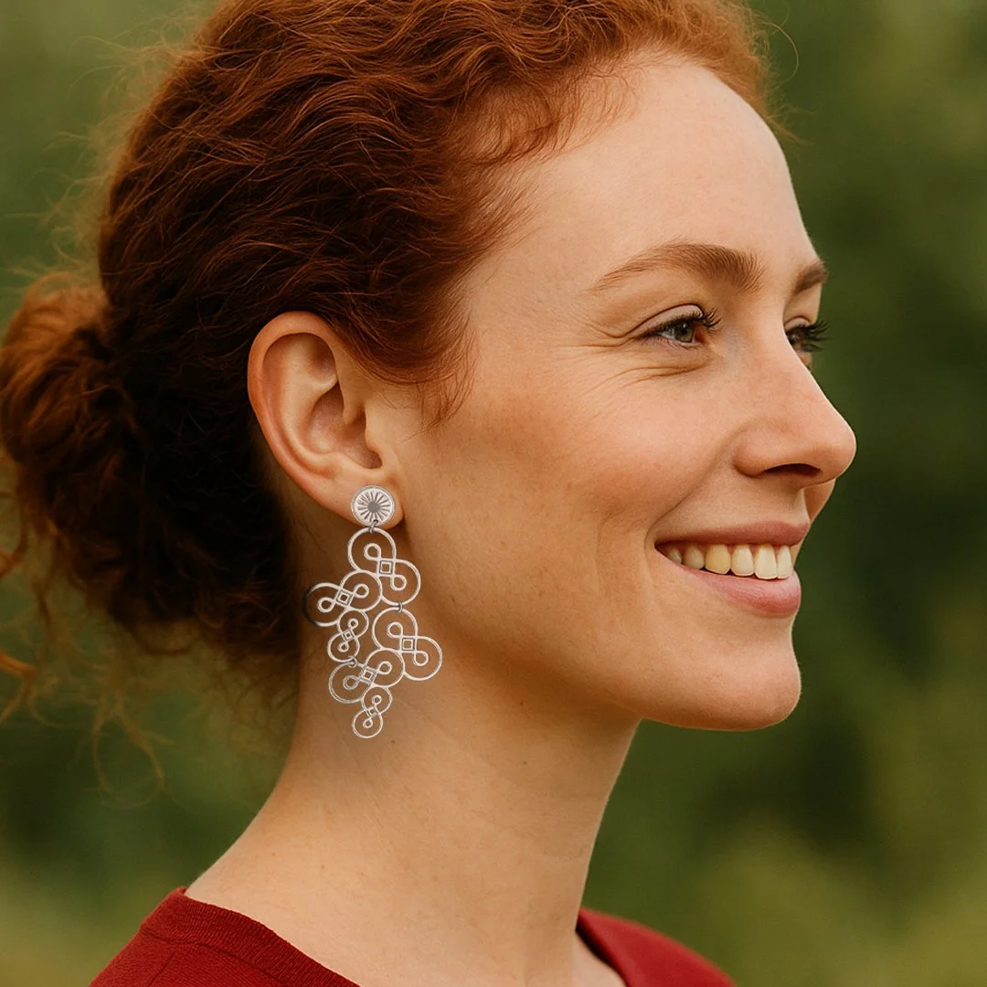 026-03-03-WINGED INFINITY TRIO-LARGE-ZILVER-VIERKANT.jpg