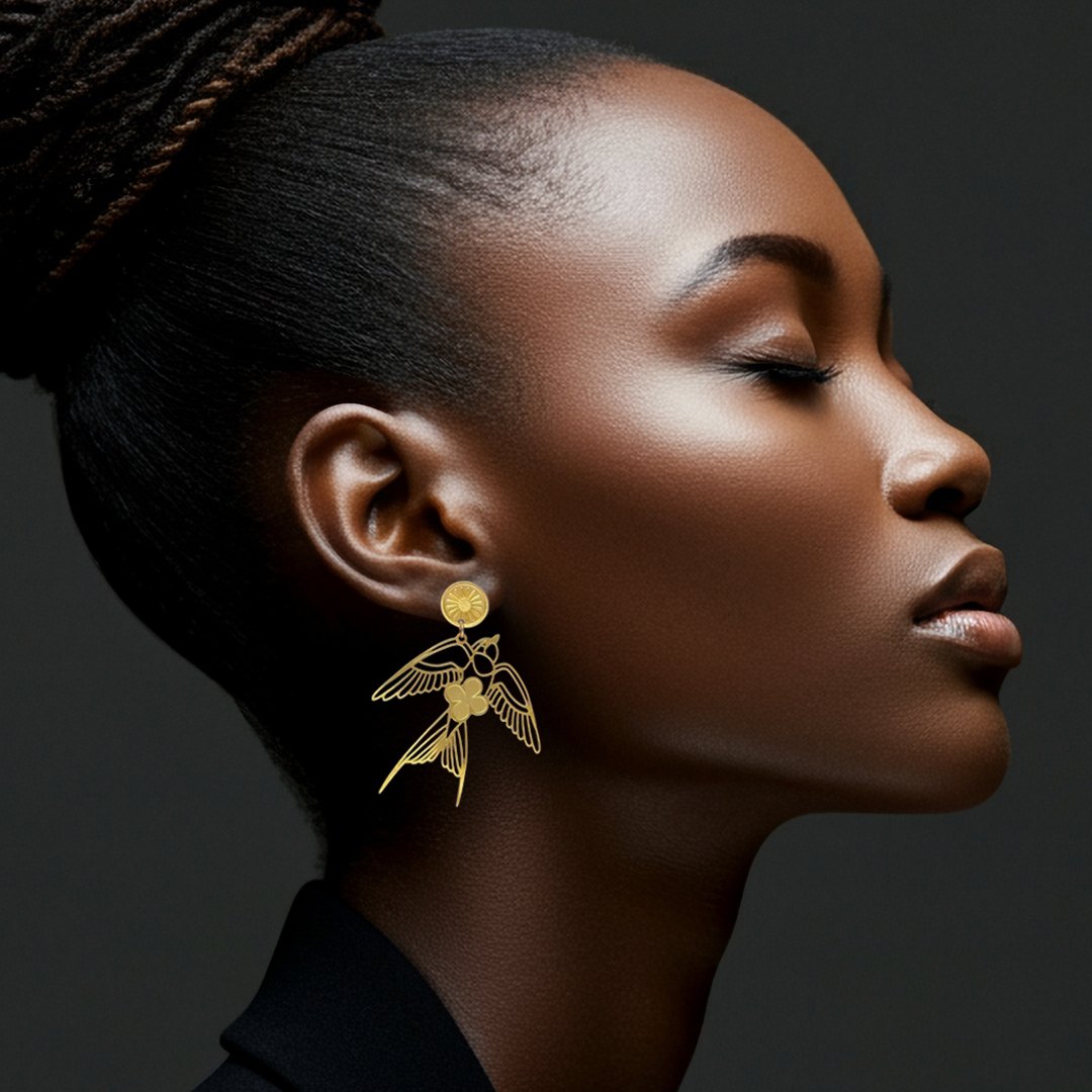 026-02-27-WINGED ZWALUW FILIGRE-GOUD-vierkant.jpg