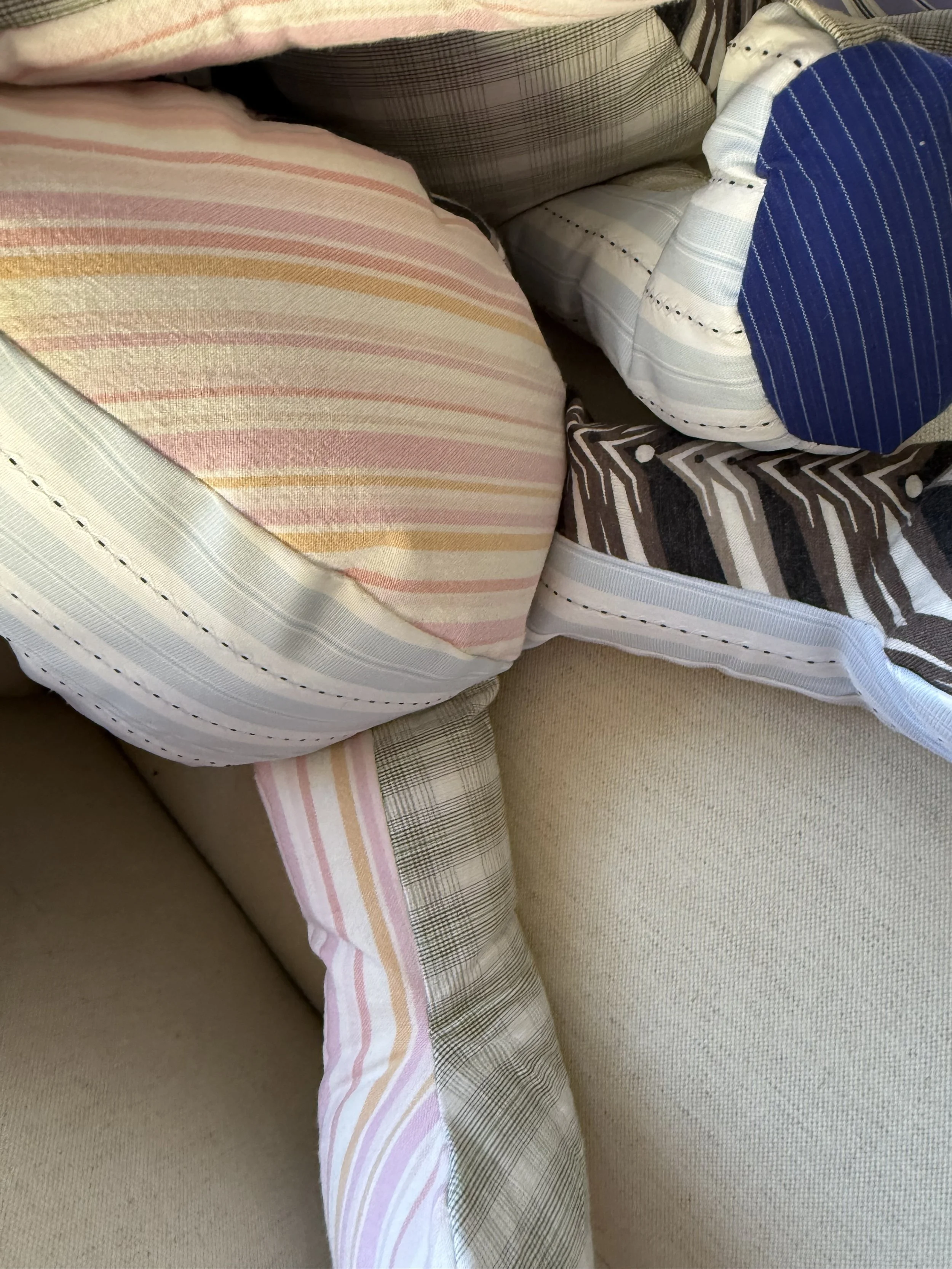 Local CT quilter Barb Patrick Design creates handmade memory teddy bears from clothing.