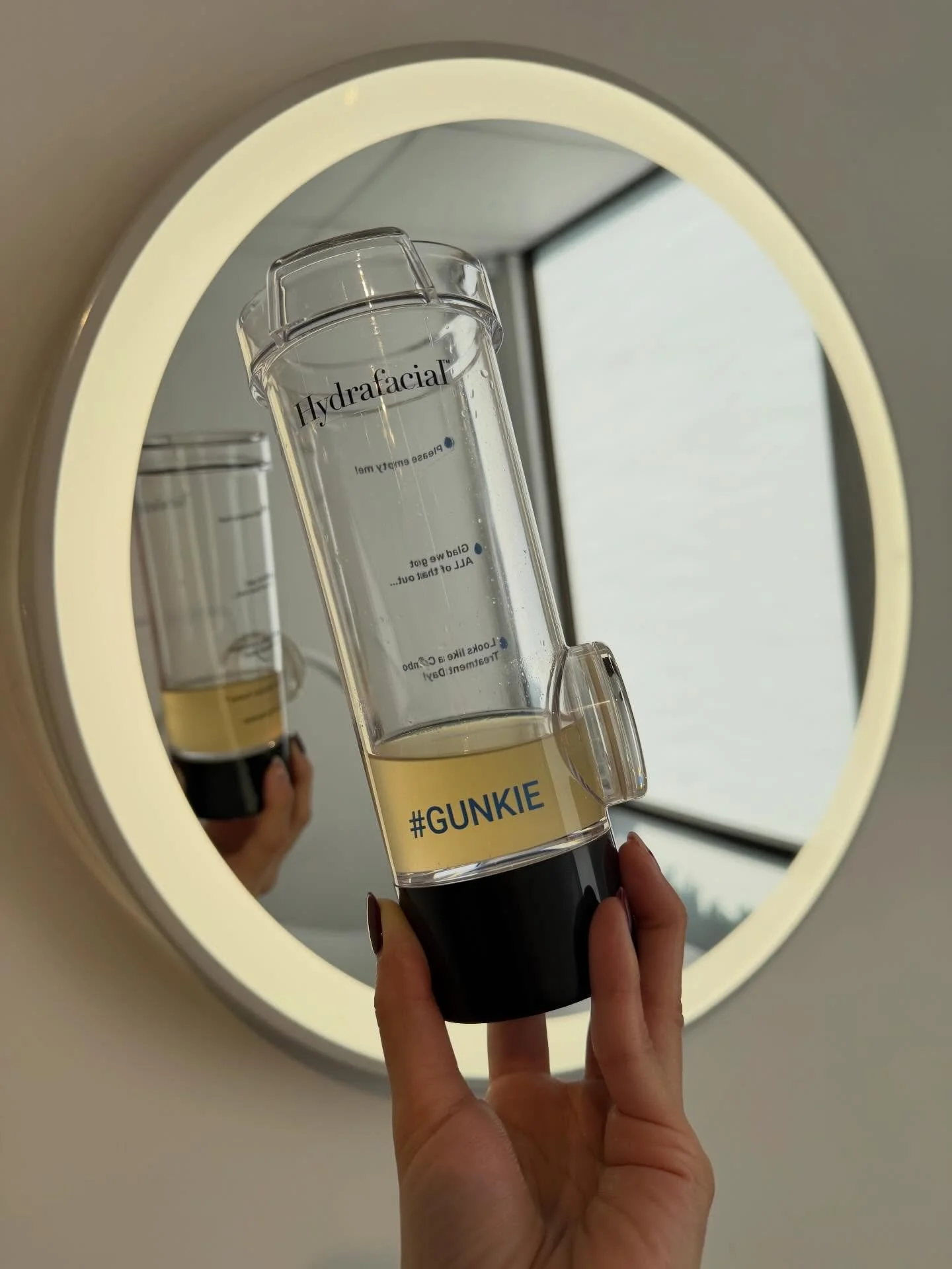 Proof is in the gunk 👀✨ Nothing more satisfying than seeing what we removed with Hydrafacial!

#hydrafaci̇al #facialtreatment #oc #orangecounty #skincare