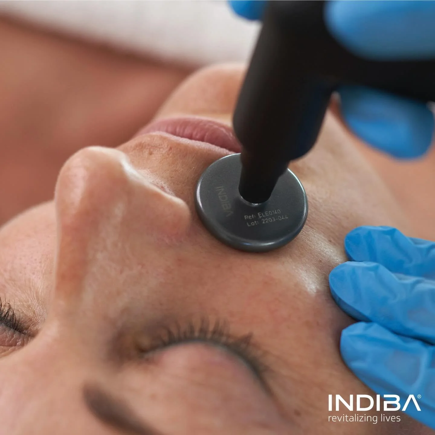 INDIA RF facial event
One week only 3/23 Tue - 3/28 Sat

INDIBA is a non- invasive facial treatment that uses advanced Radio Frequency(RF)technology to support circulation, encourage collagen production, and improve overall skin vitality. 

Call for 
