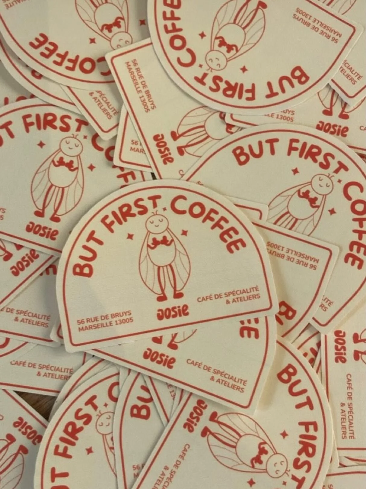 Envie de stickers personnalis&eacute;s ? 
Faites comme @josiecafe.marseille , envoyez moi votre / vos logos, design, images et je me charge du reste ! 

#stickers #stickerspersonnalis&eacute;s #random #homemade