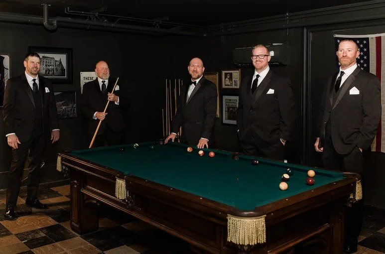 Wedding day downtime in the Groom&rsquo;s Suite

Photos: @slstyled