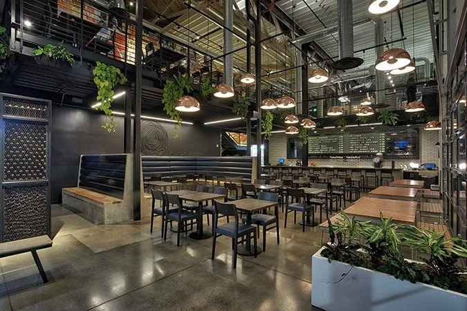 Bside22-frontentrydining.jpg