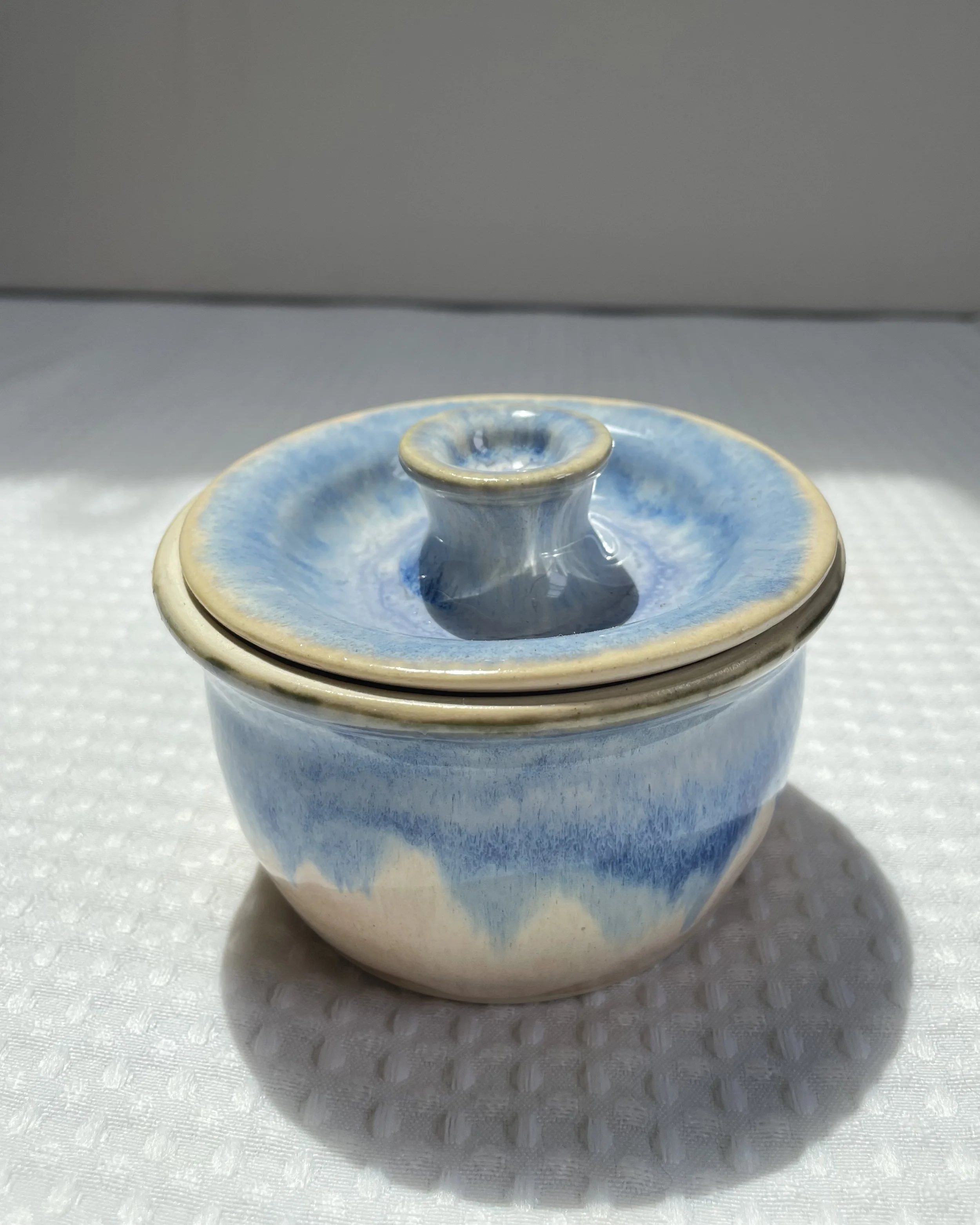 Indigo Blossom Drop Lid Dish