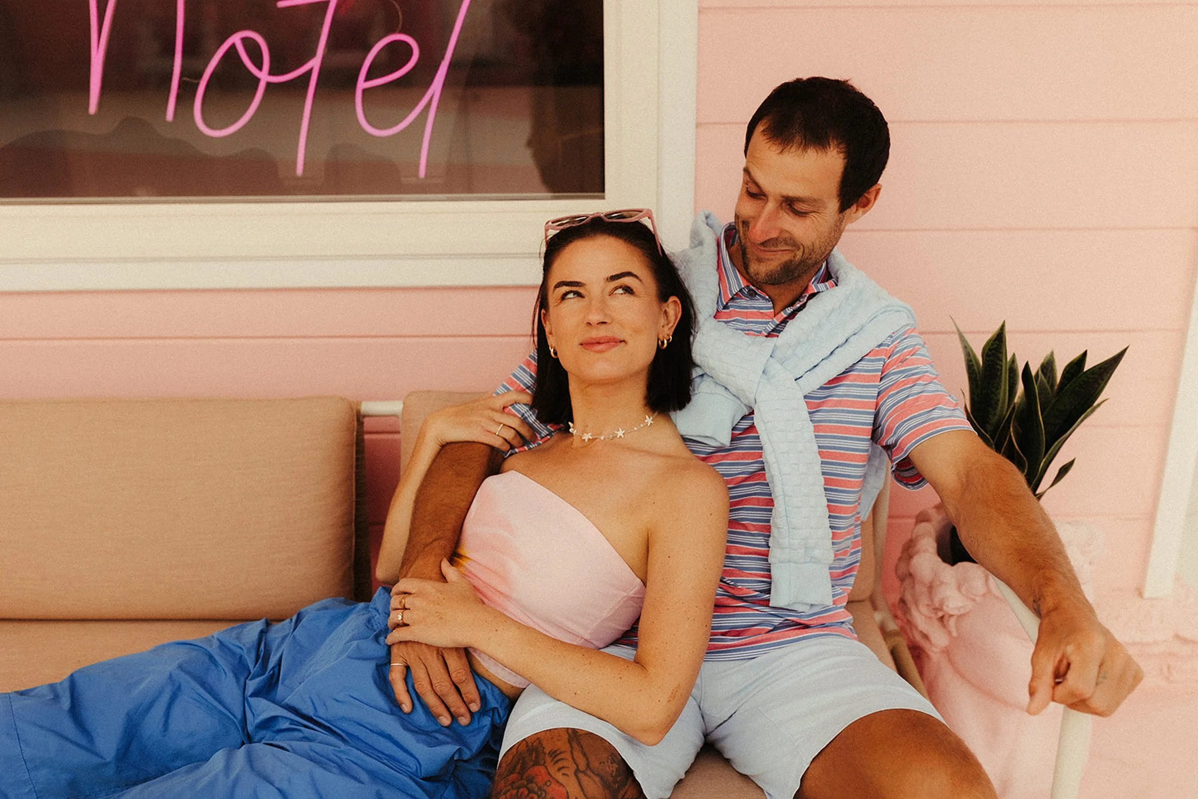 Aesha + Scott's Retro Palm Springs Engagement Photos05.jpg