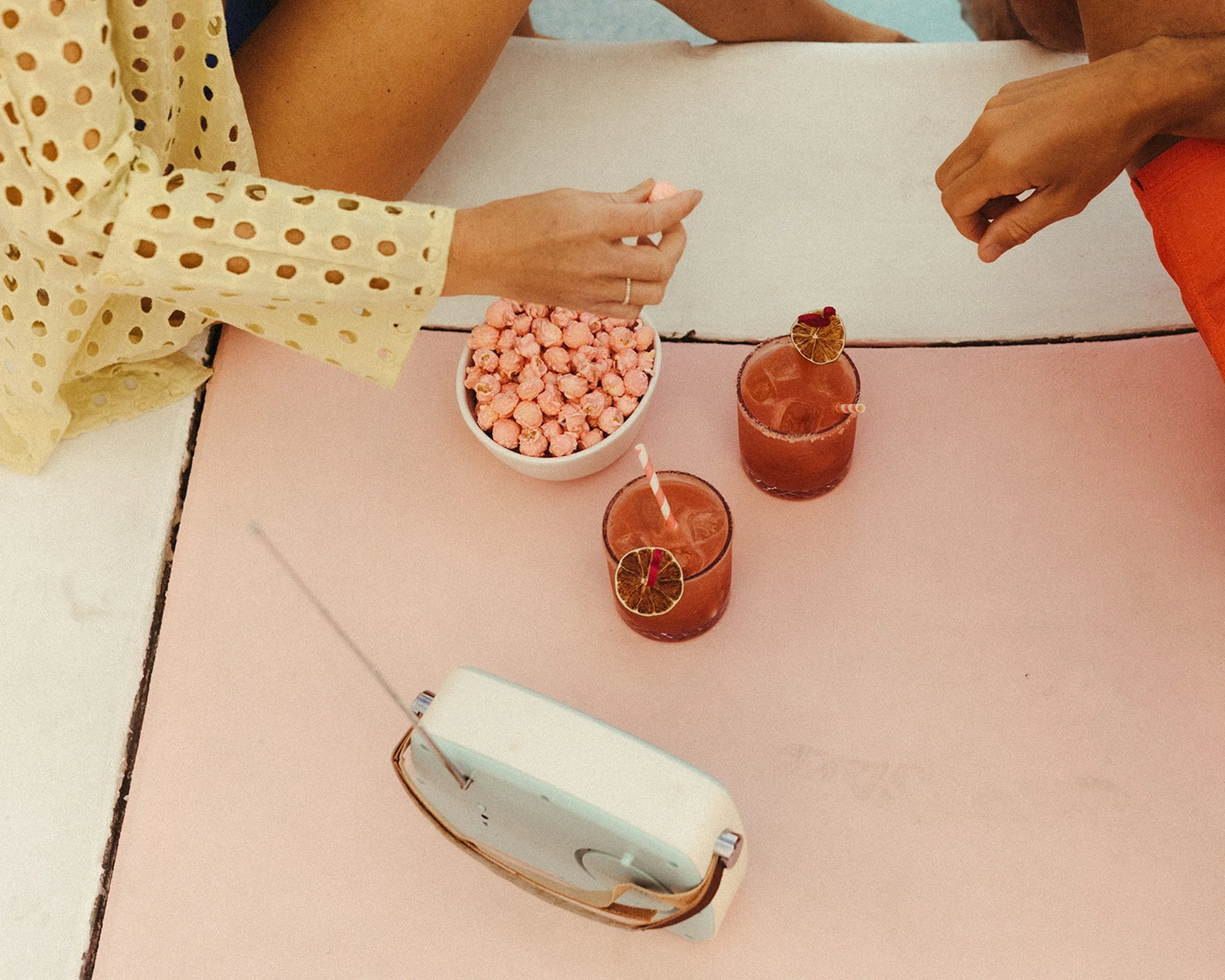 Aesha + Scott's Retro Palm Springs Engagement Photos23.jpg