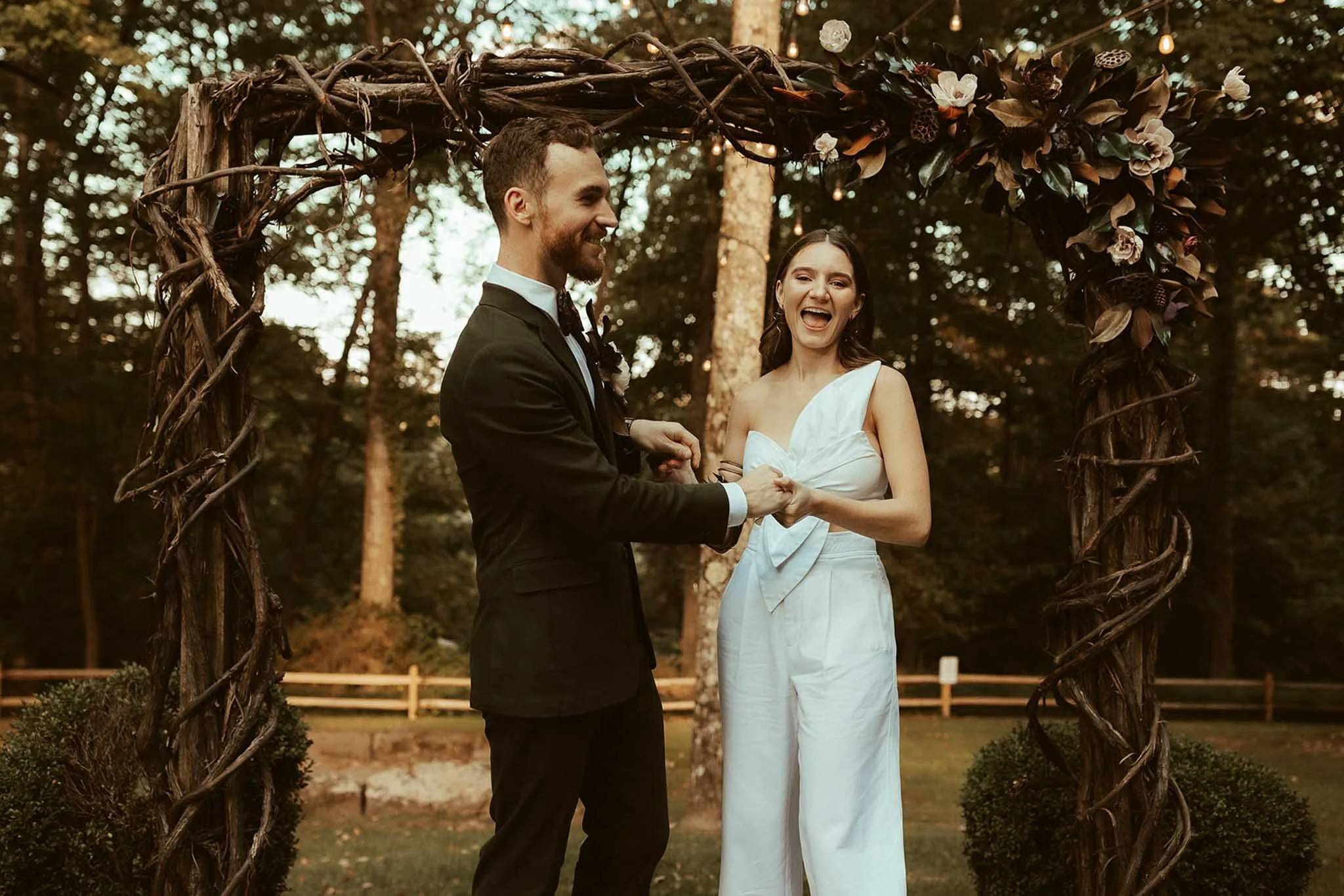 glenmont-ohio-treehouse-resort-wedding.jpg
