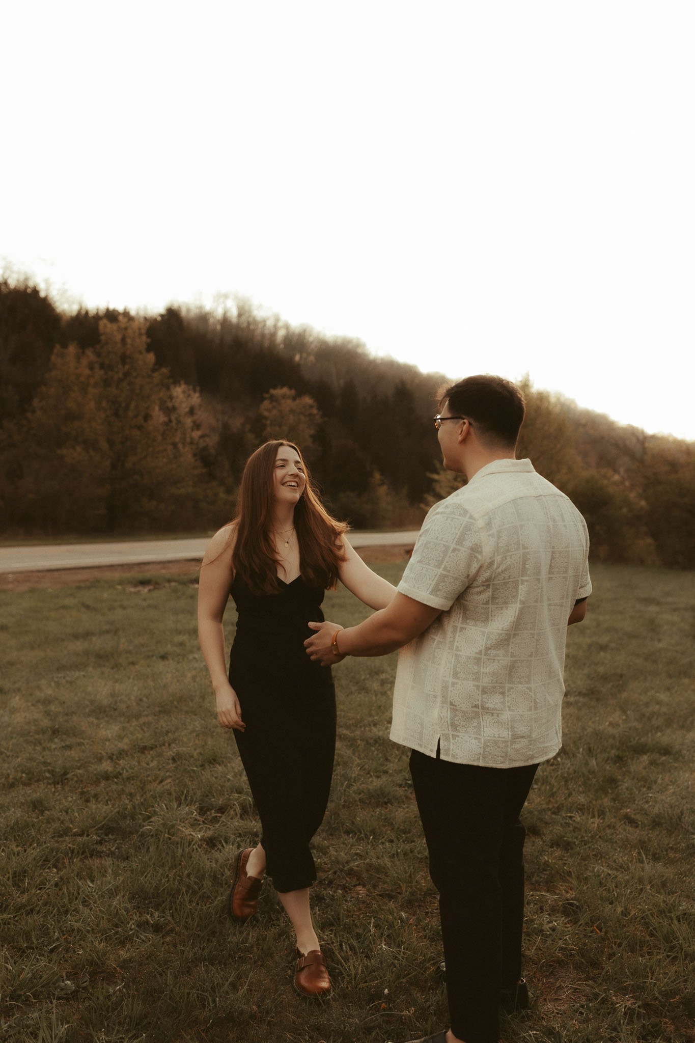 sunrise-cincinnati-engagement-photo.jpg