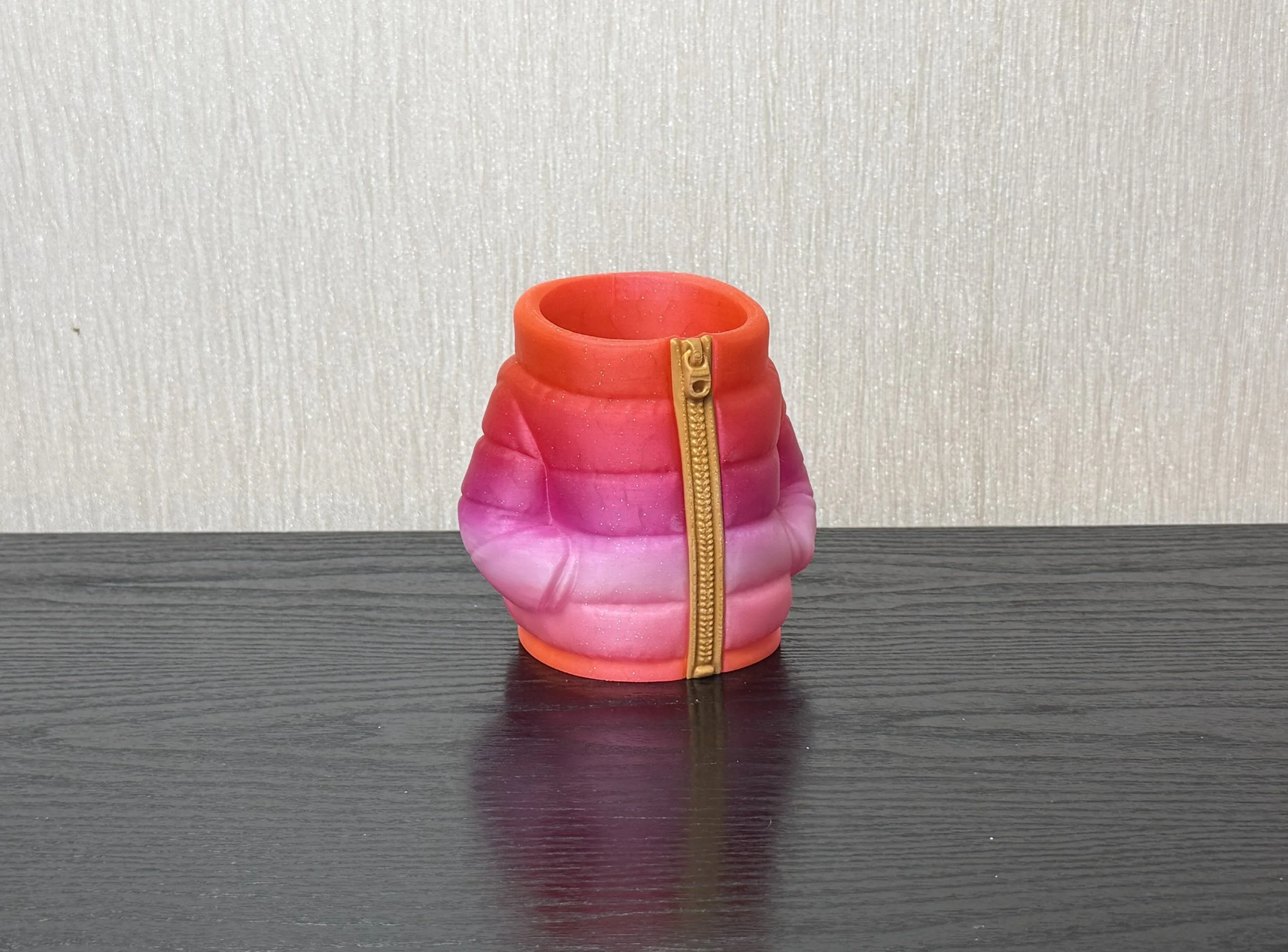 Bubble jacket holder
