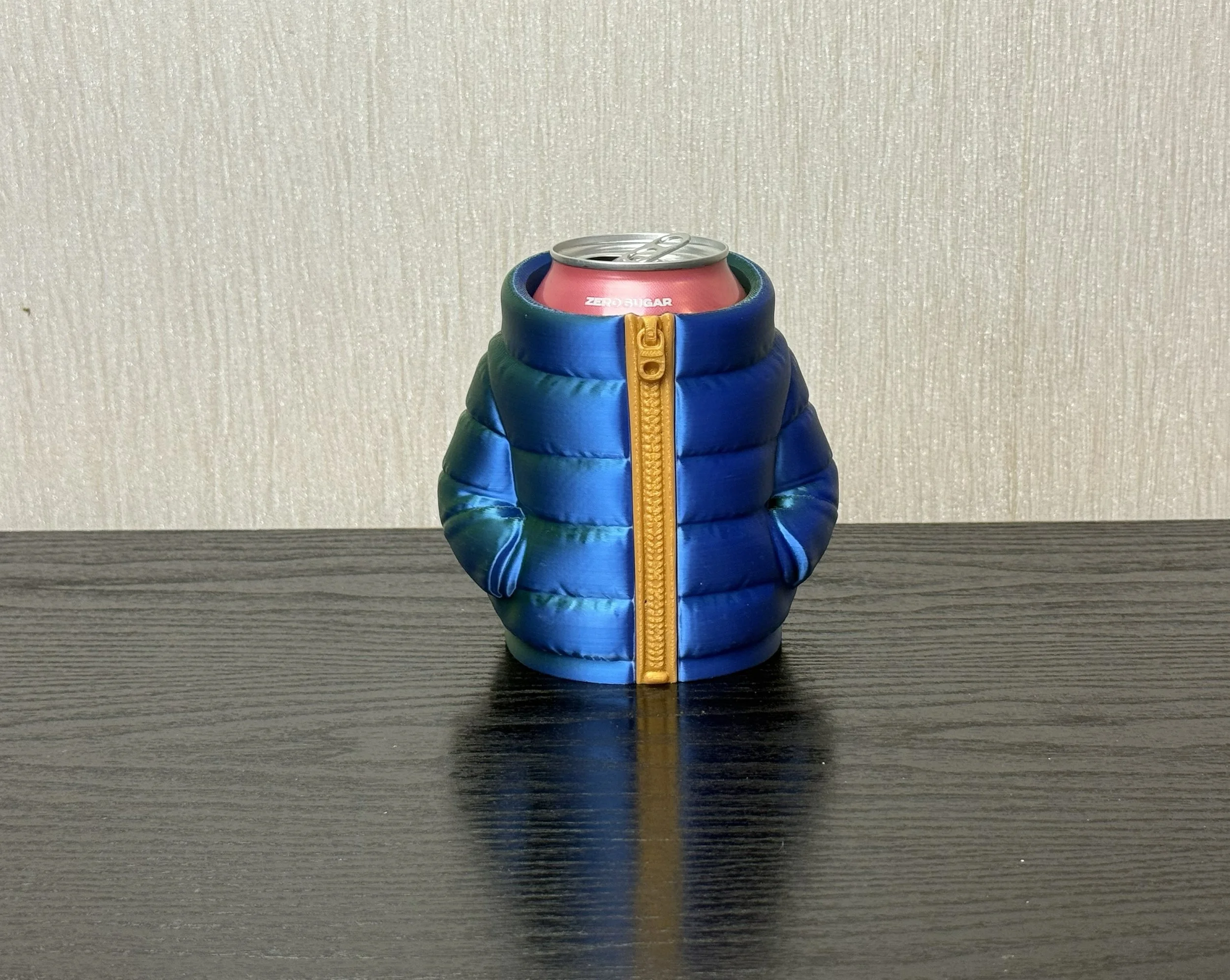 Bubble jacket holder