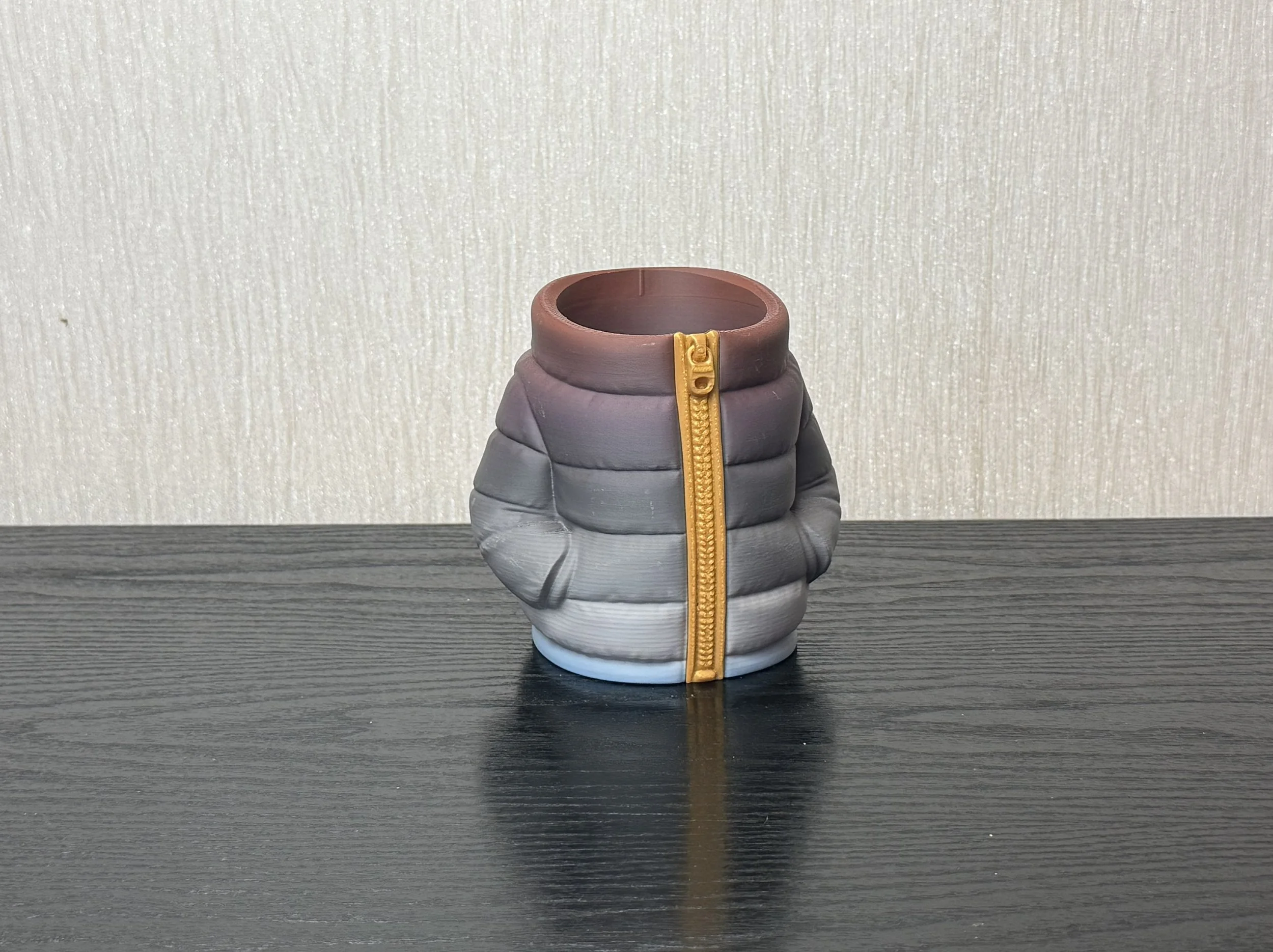 Bubble jacket holder