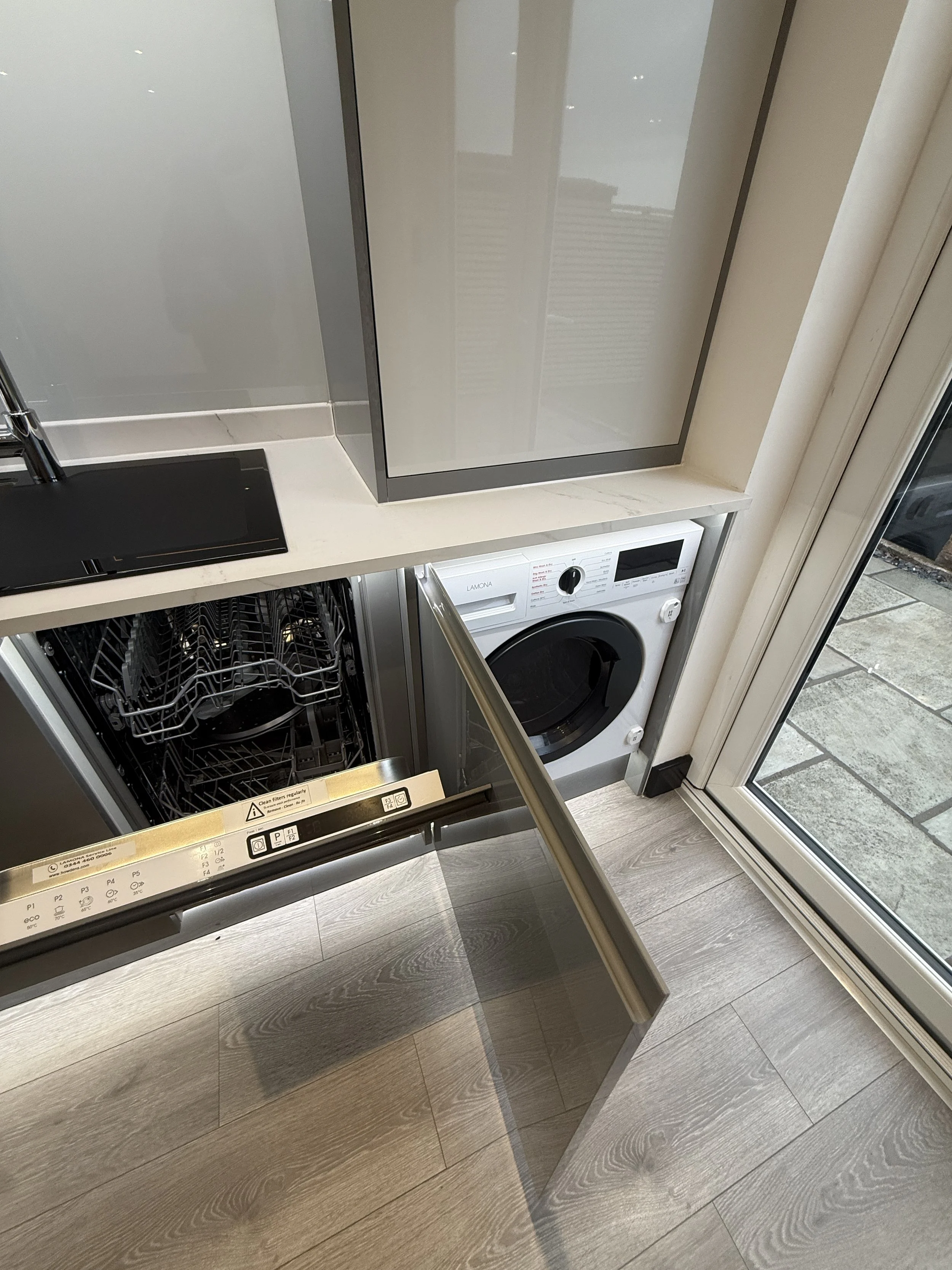 Dishwaser/Washing Machine/Dryer