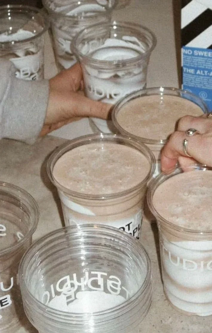 Plant-based shakes 