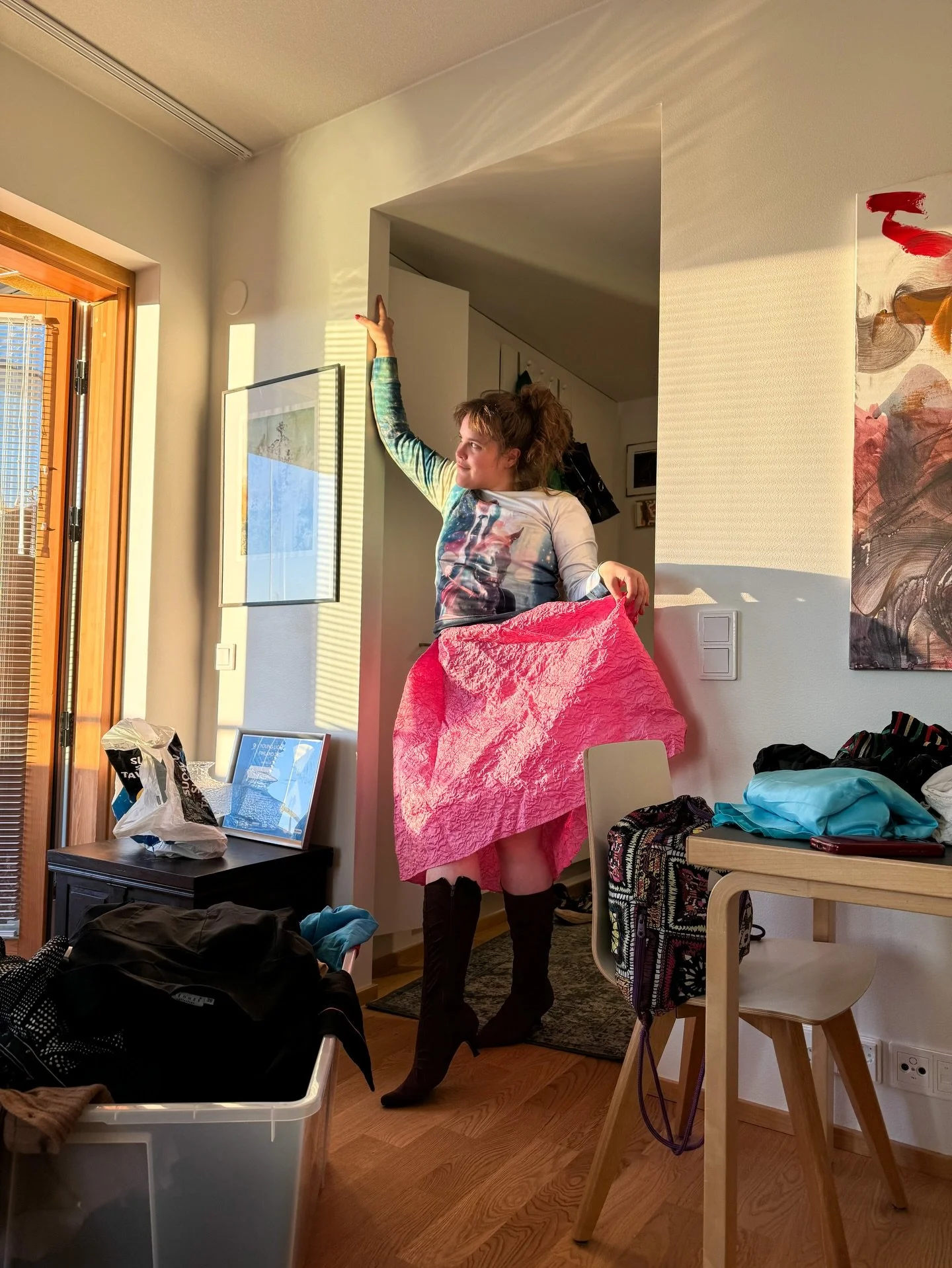 In your thirties there will be a year of going through your space and finally letting go of what no longer serves you. It is very important you enjoy the ride 🥹