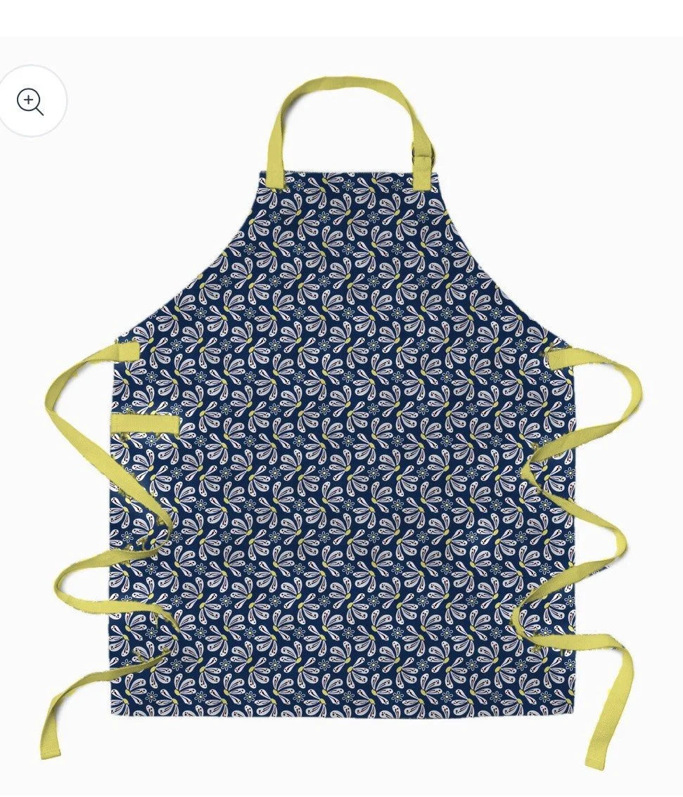 Apron/Adult -Dancing Daisies