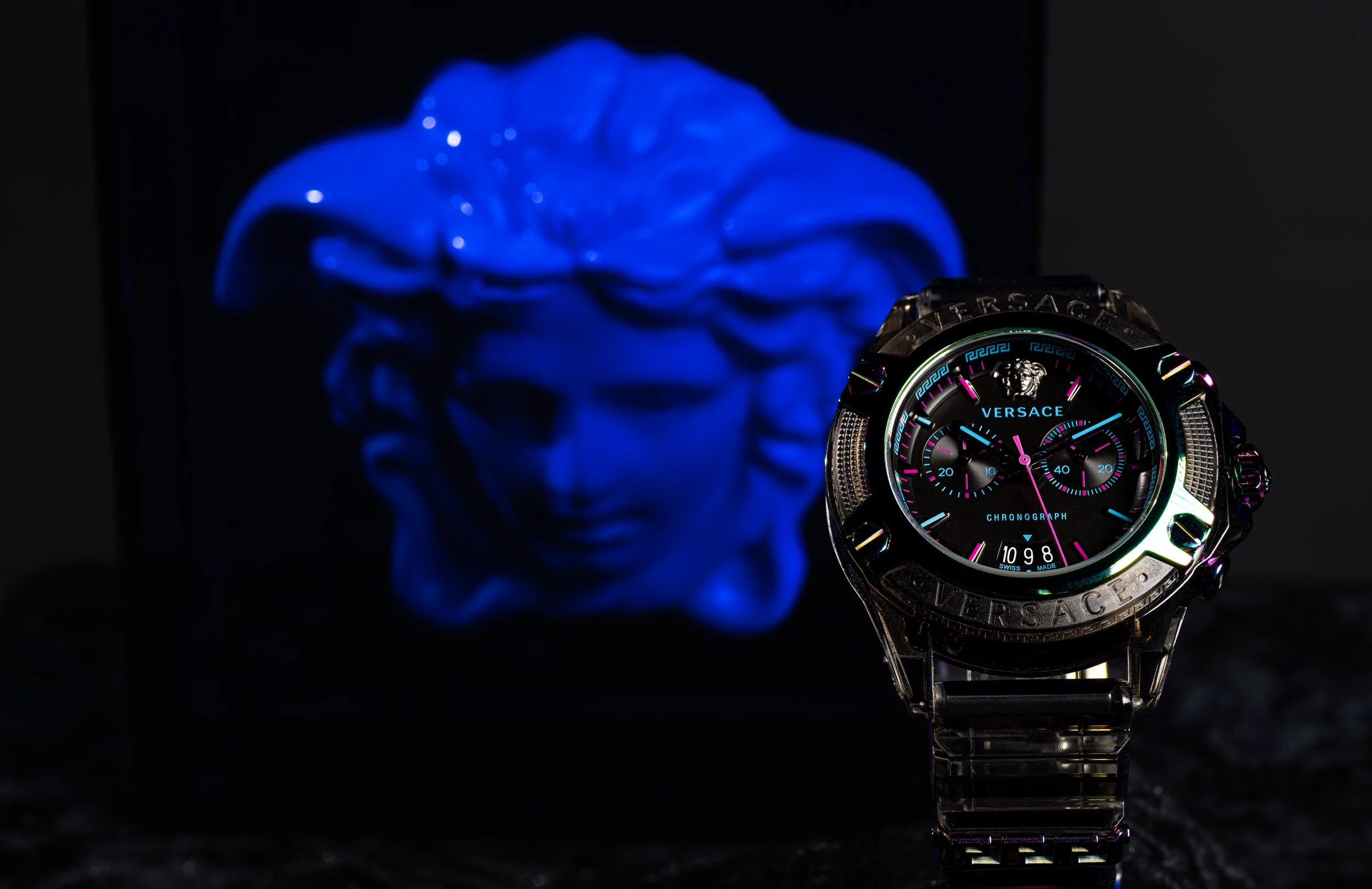 Versace New 01.jpg