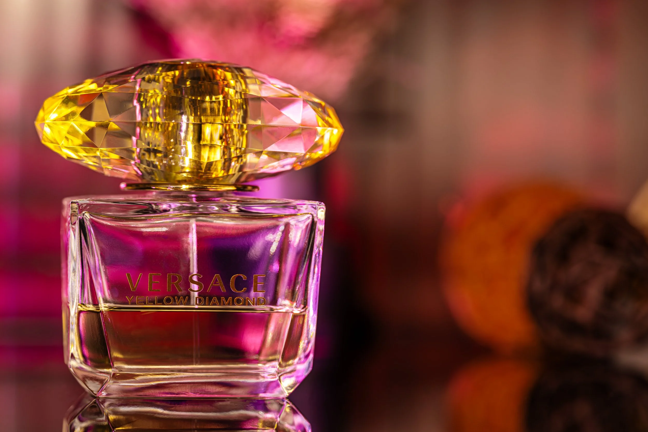 Versace - Yellow Diamonds 1.jpg