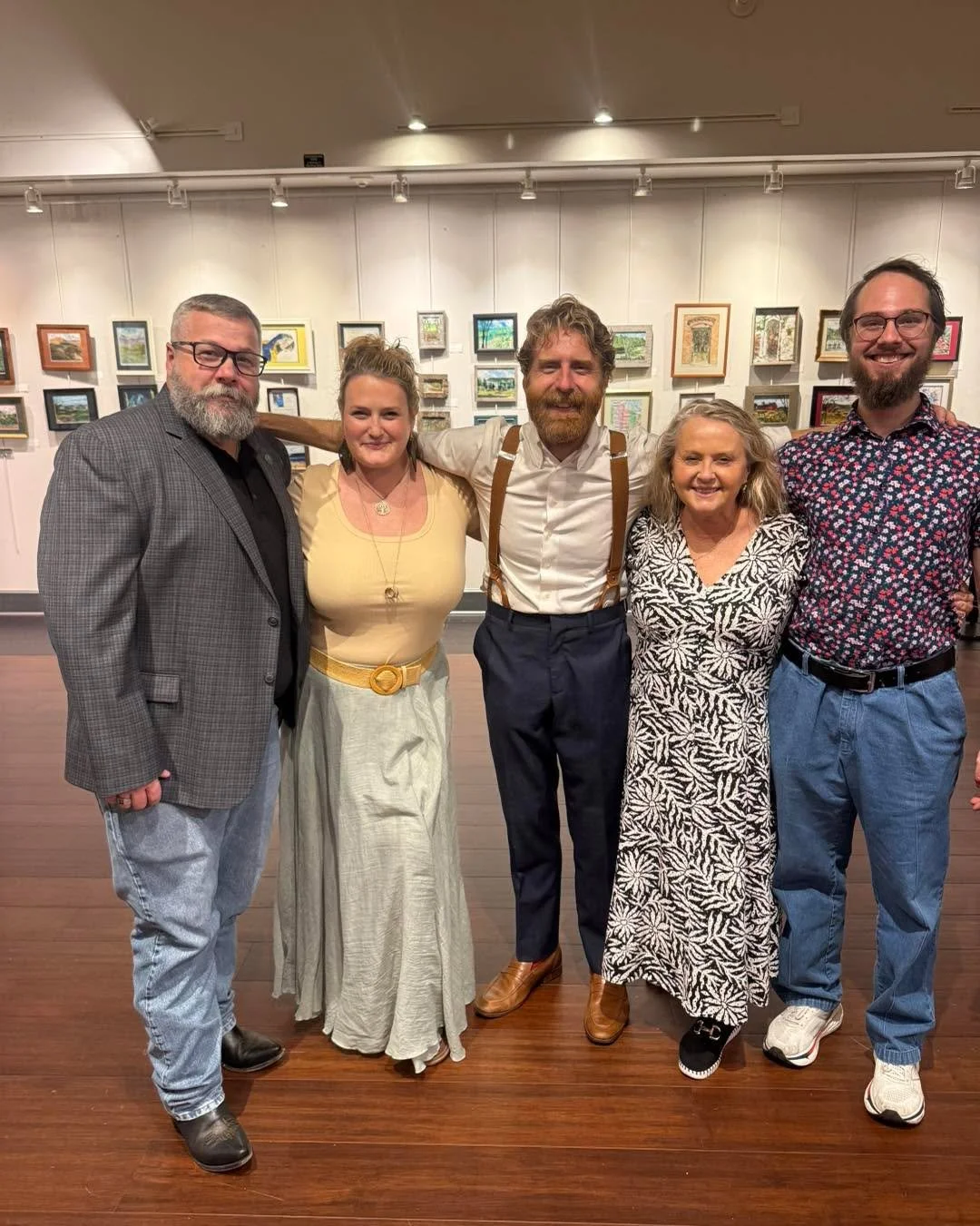 ✨ A huge THANK YOU to Sean of the South for joining us last Saturday night at the Turnage Theatre! ✨
Sean not only filled the room with stories, music, and laughter—he also spent so much time after the show greeting folks, giving hugs, and per