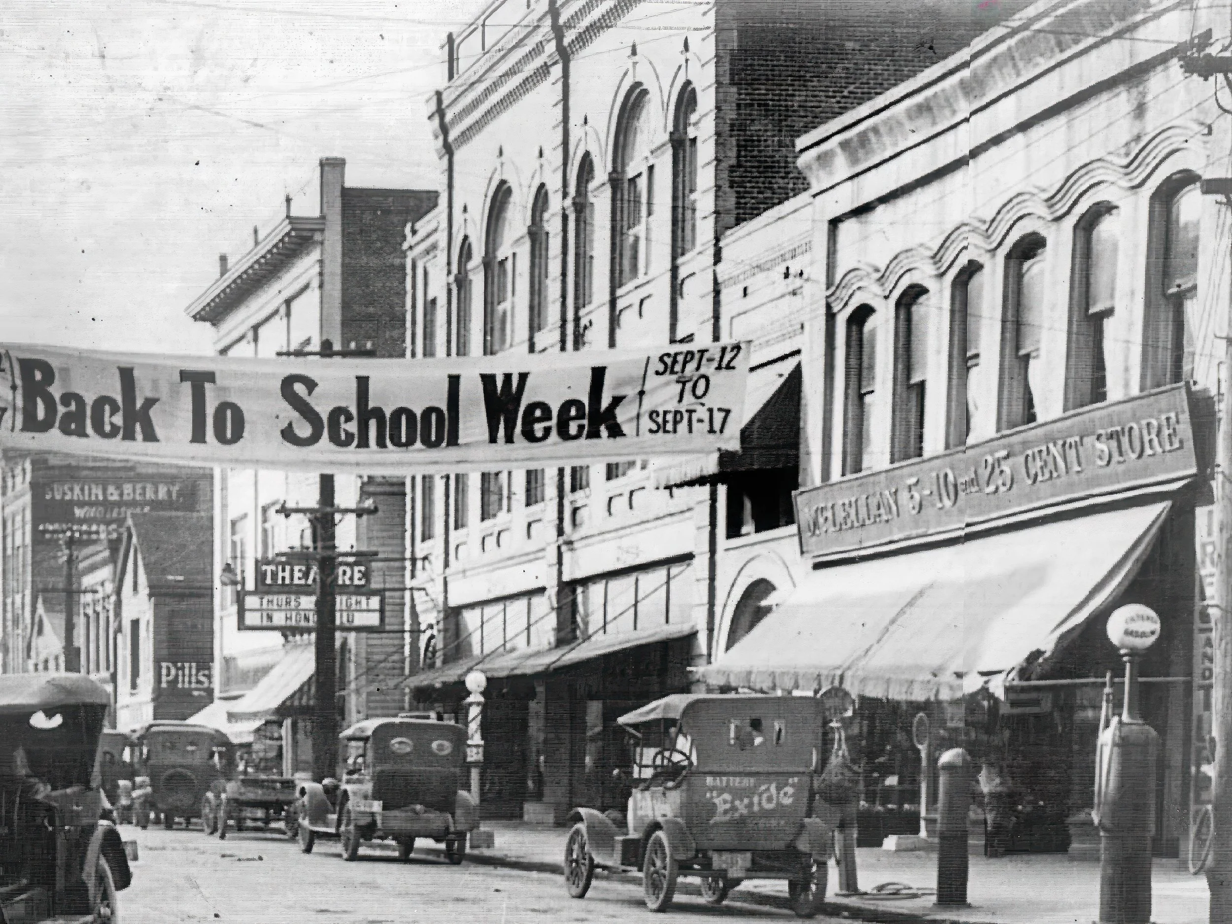 New Theatre 1923.jpg