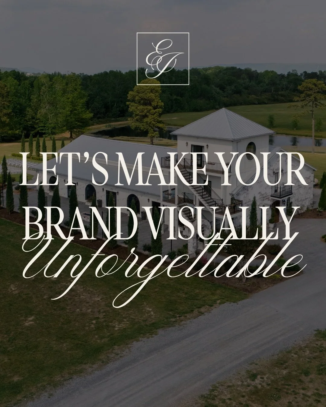 White oak structures, warm natural light, and a landscape shaped by lush trees and tranquil ponds give Blackberry Ridge Villa its distinctive character. Every element works together to create a setting that feels intentional, refined, and deeply conn