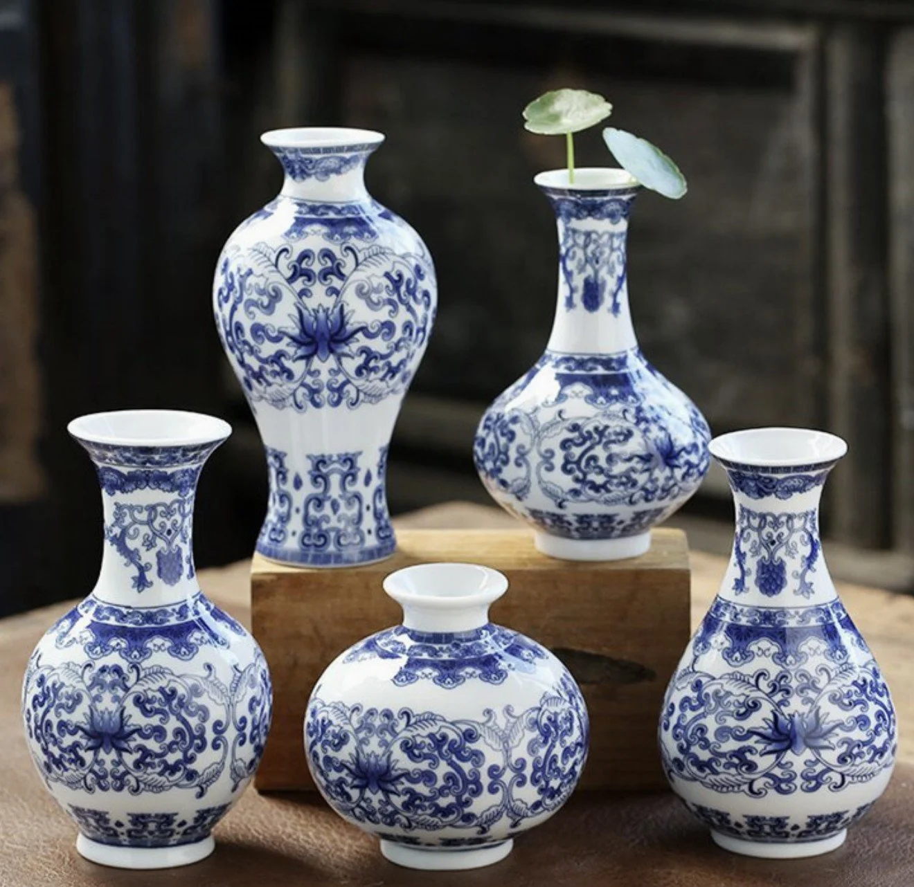 Blue & White Chinese Chinoiserie Style Bud vases