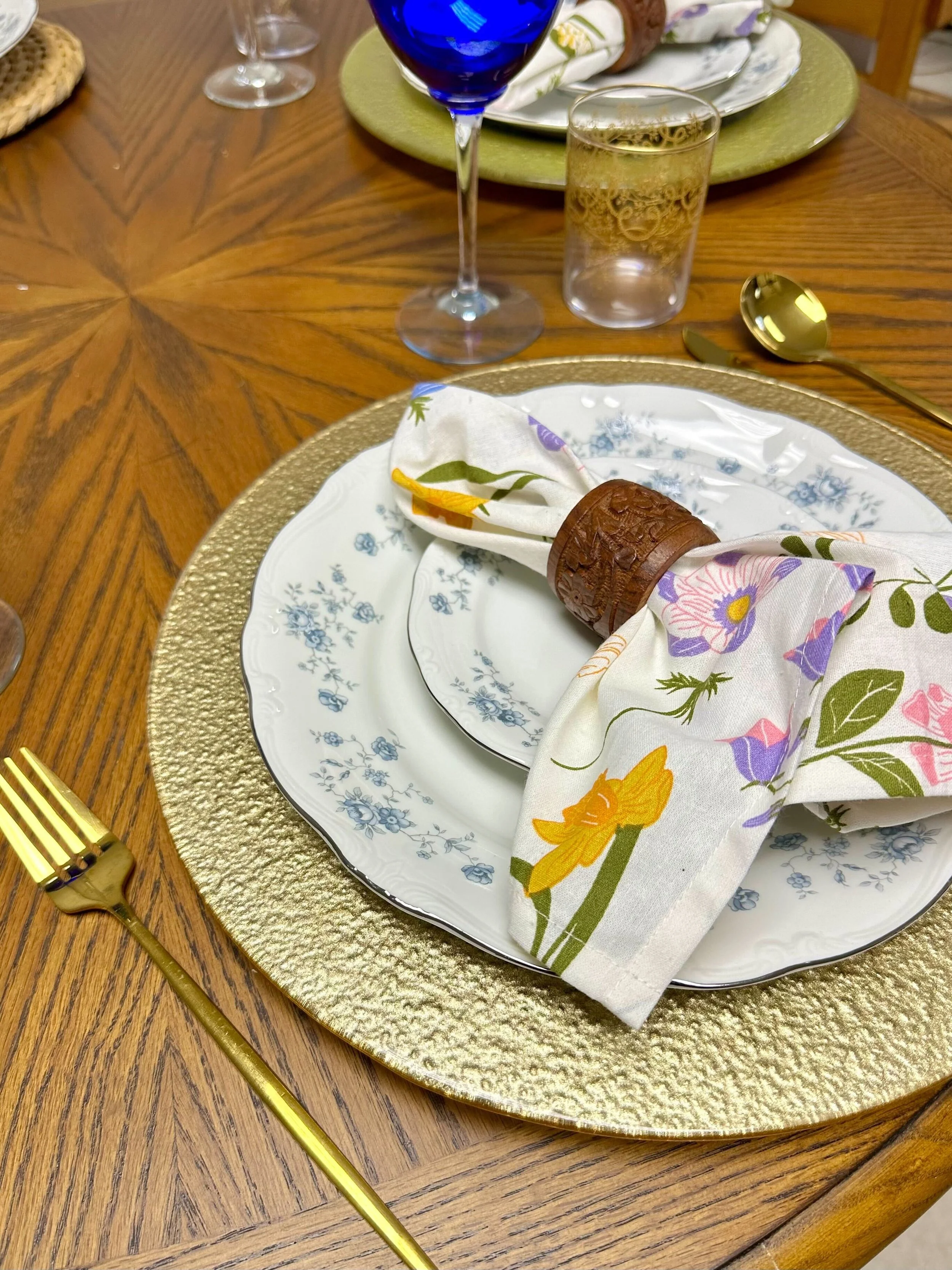 13" Gold Glass Charger Plates