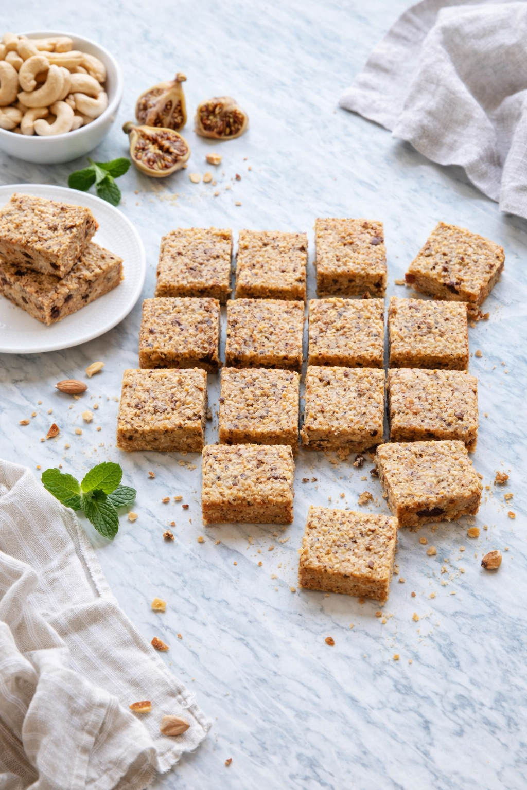 Almond, Fig and Cashew Energy Bars