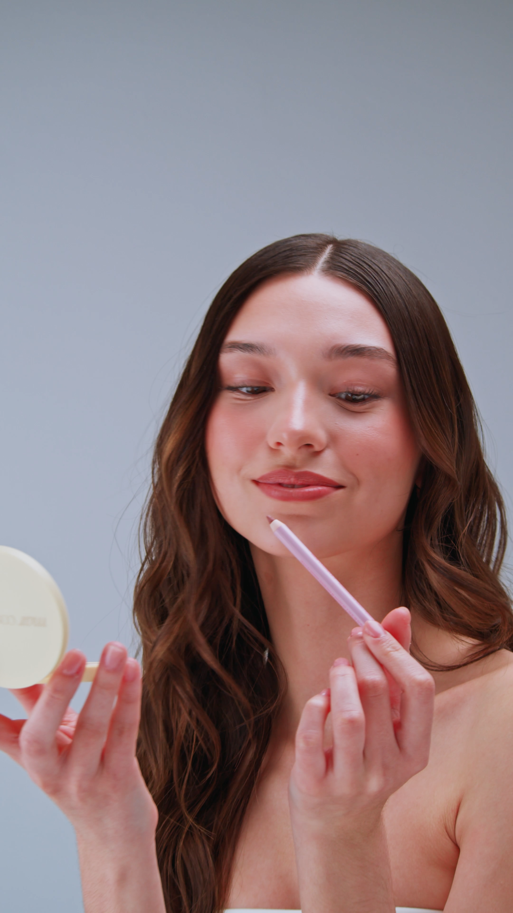 VIDEO 03.00_00_08_19.Still007.png