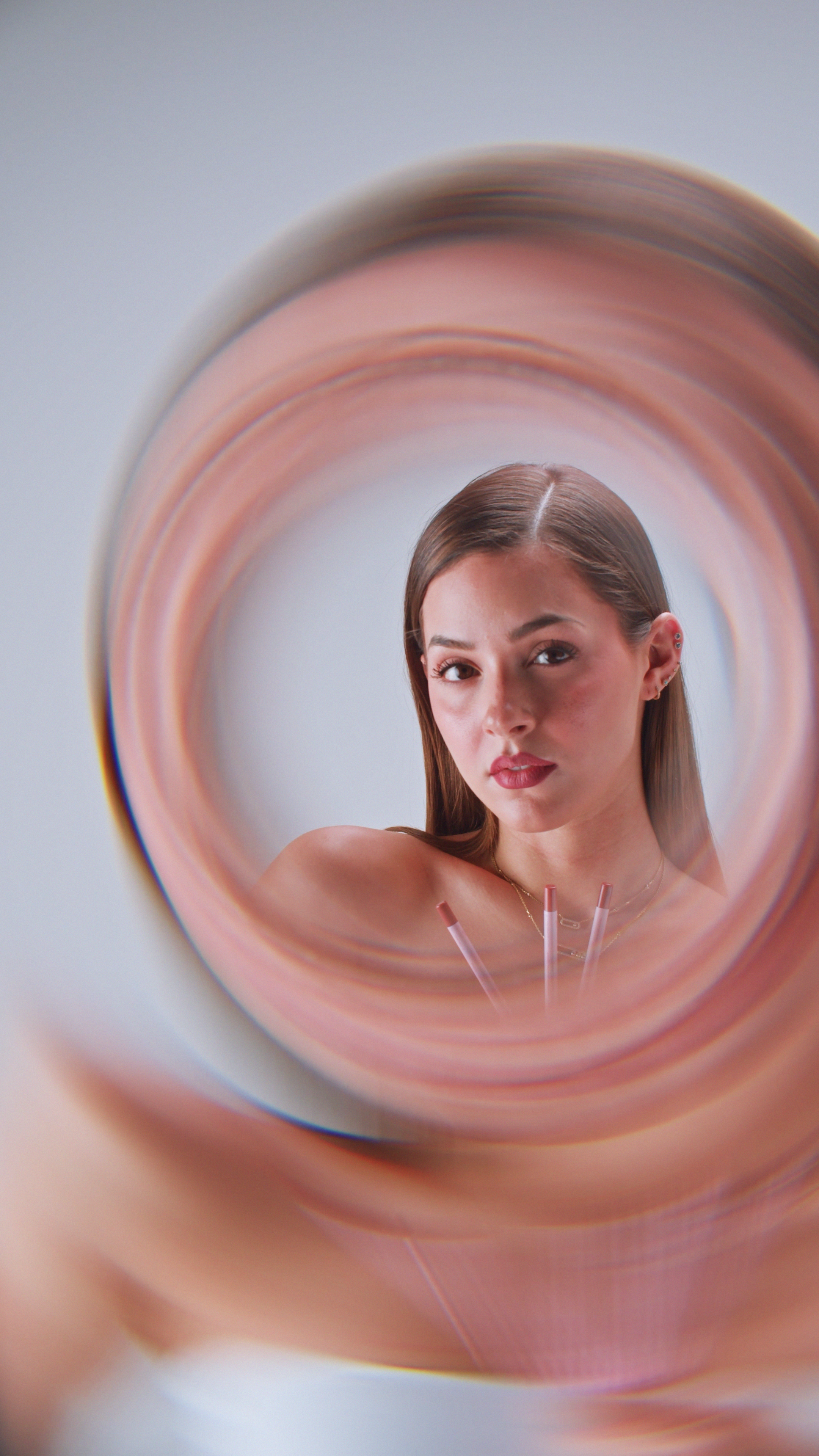 VIDEO 04.00_00_14_03.Still003.png