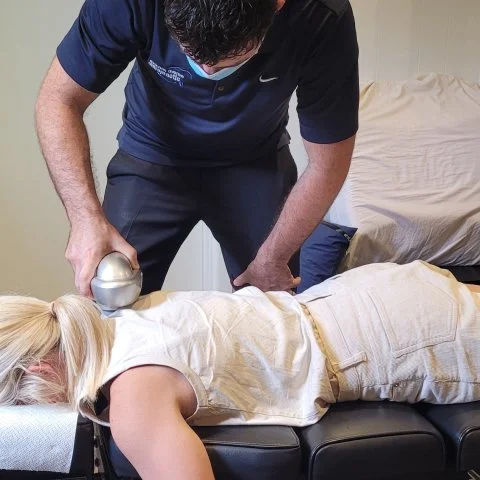 Why our Geelong Chiropractor treats back pain in more than 1 way!
