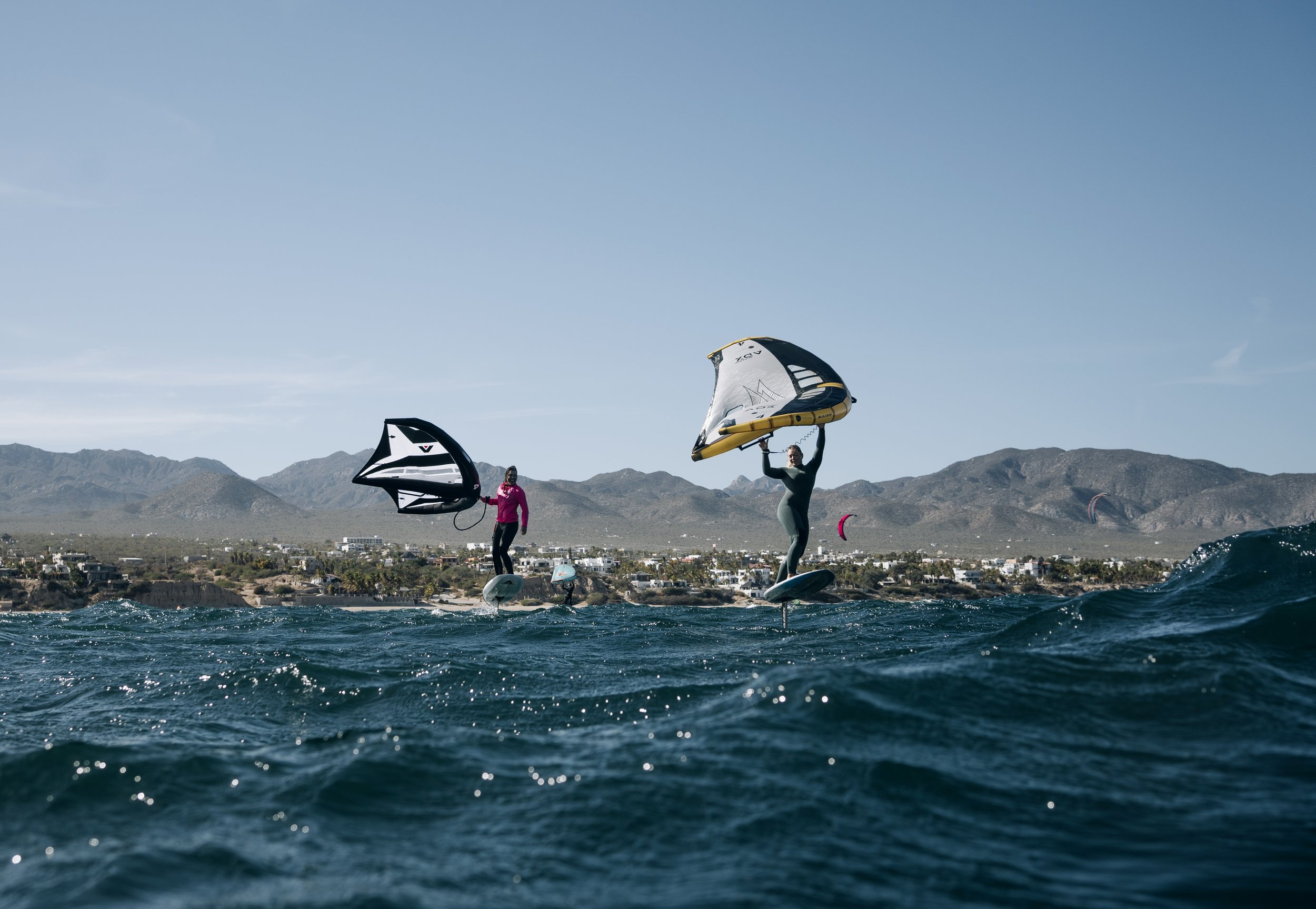 What to Expect in Your First 20 Wing-Foil Sessions(A Realistic Beginner Progression Guide)