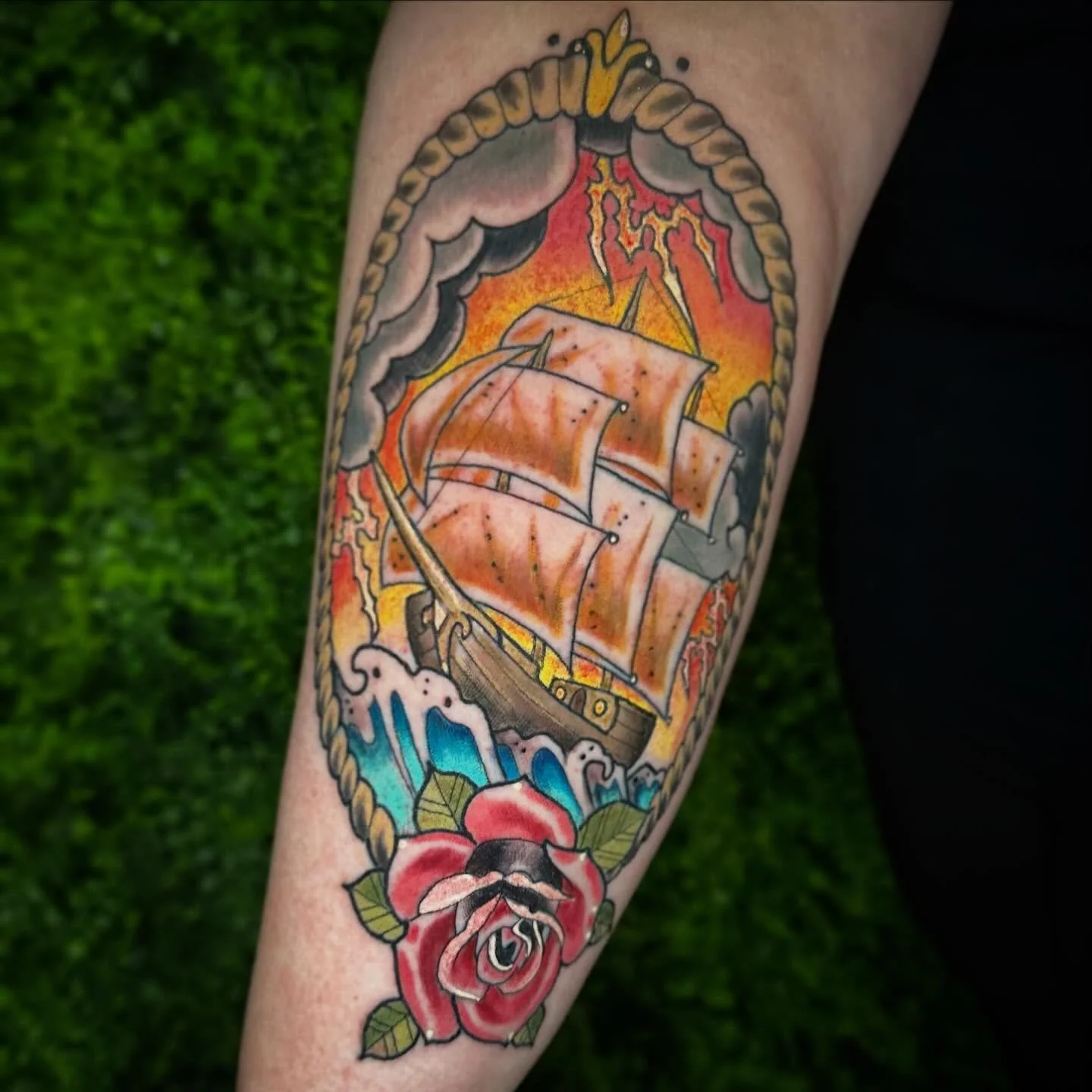 Through the storm till the morning comes. Full neotraditional clippership I got to do yesterday. #neotraditionalloveland #neotraditionalship #clippership #traditional #colortattoo