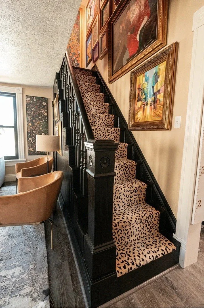 A thoughtfully designed space builds confidence and connection. We help clients design environments that feel professional, warm, and authentic. Your space speaks before you do.

#PeacockAndLola #InteriorDesign #ProfessionalInteriorDesigner #EventDes
