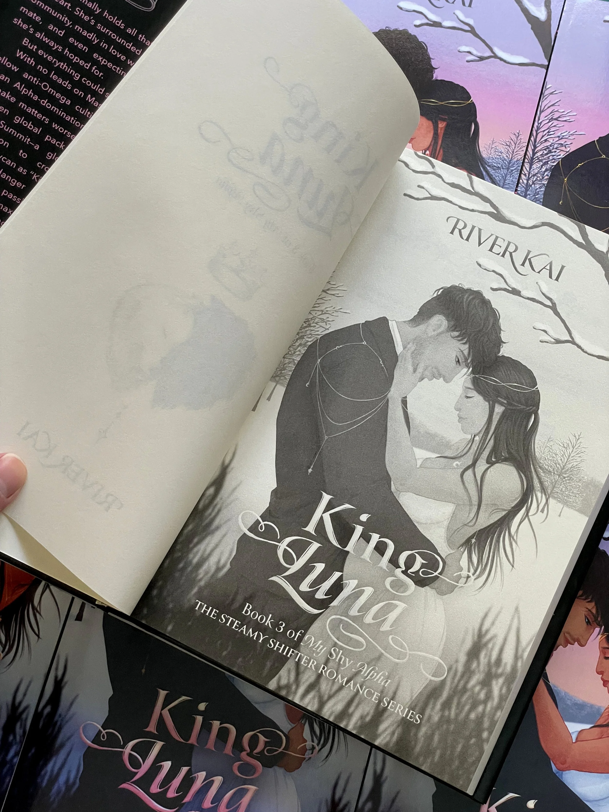 kingluna_hardcover_titlepage_preview_v2.jpg