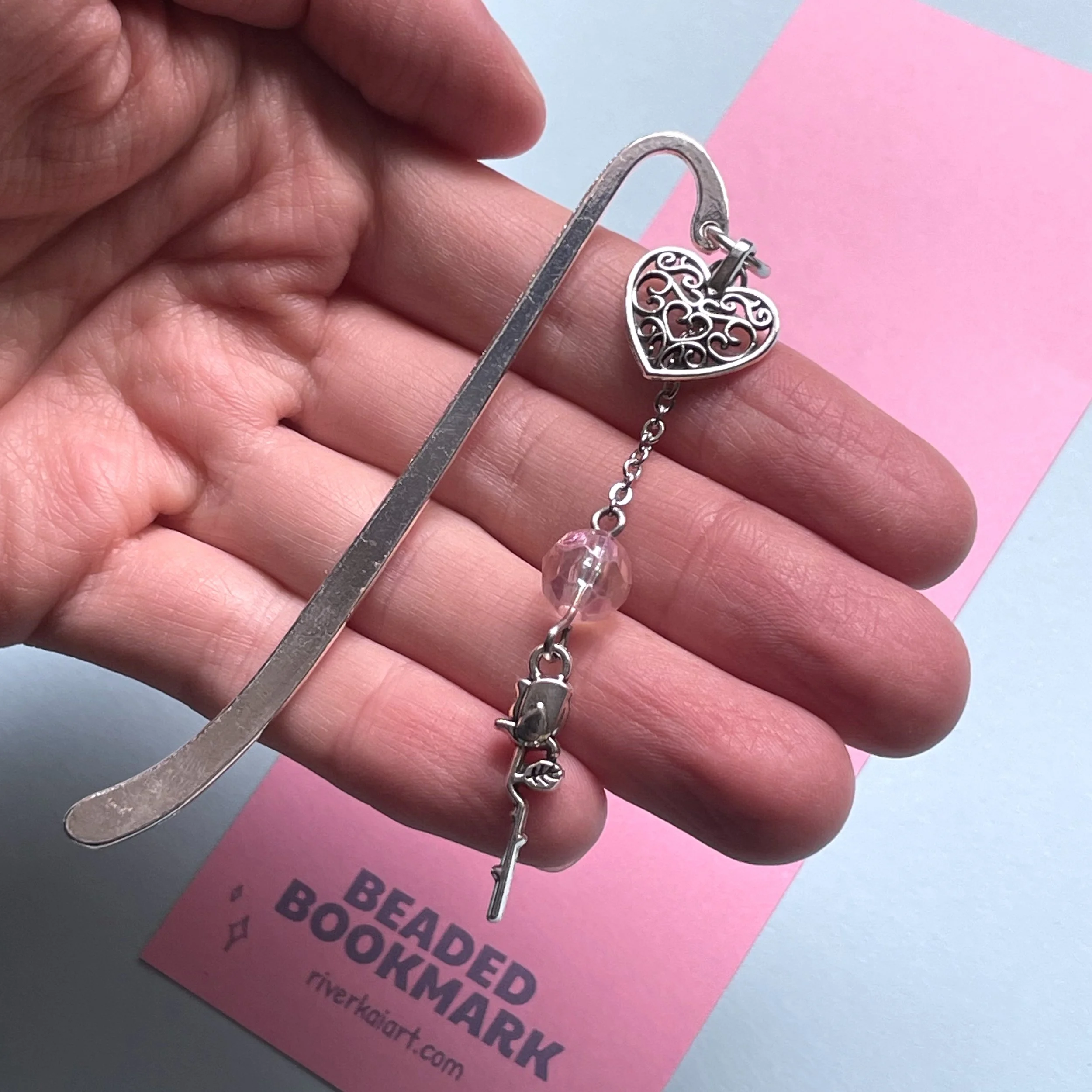 heartrose_beadedbookmarks_2.jpg