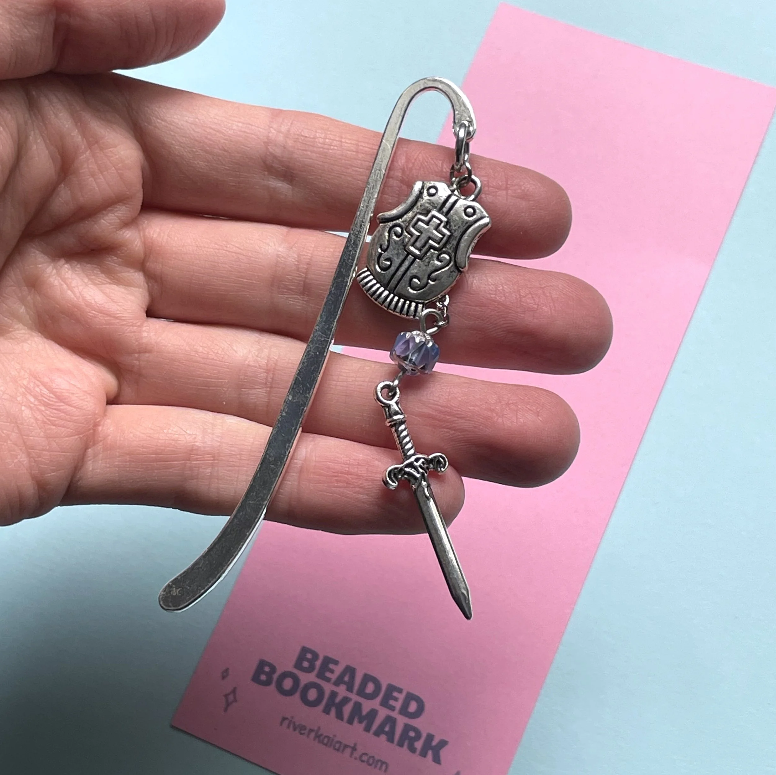 knight_beadedbookmarks_2.jpg